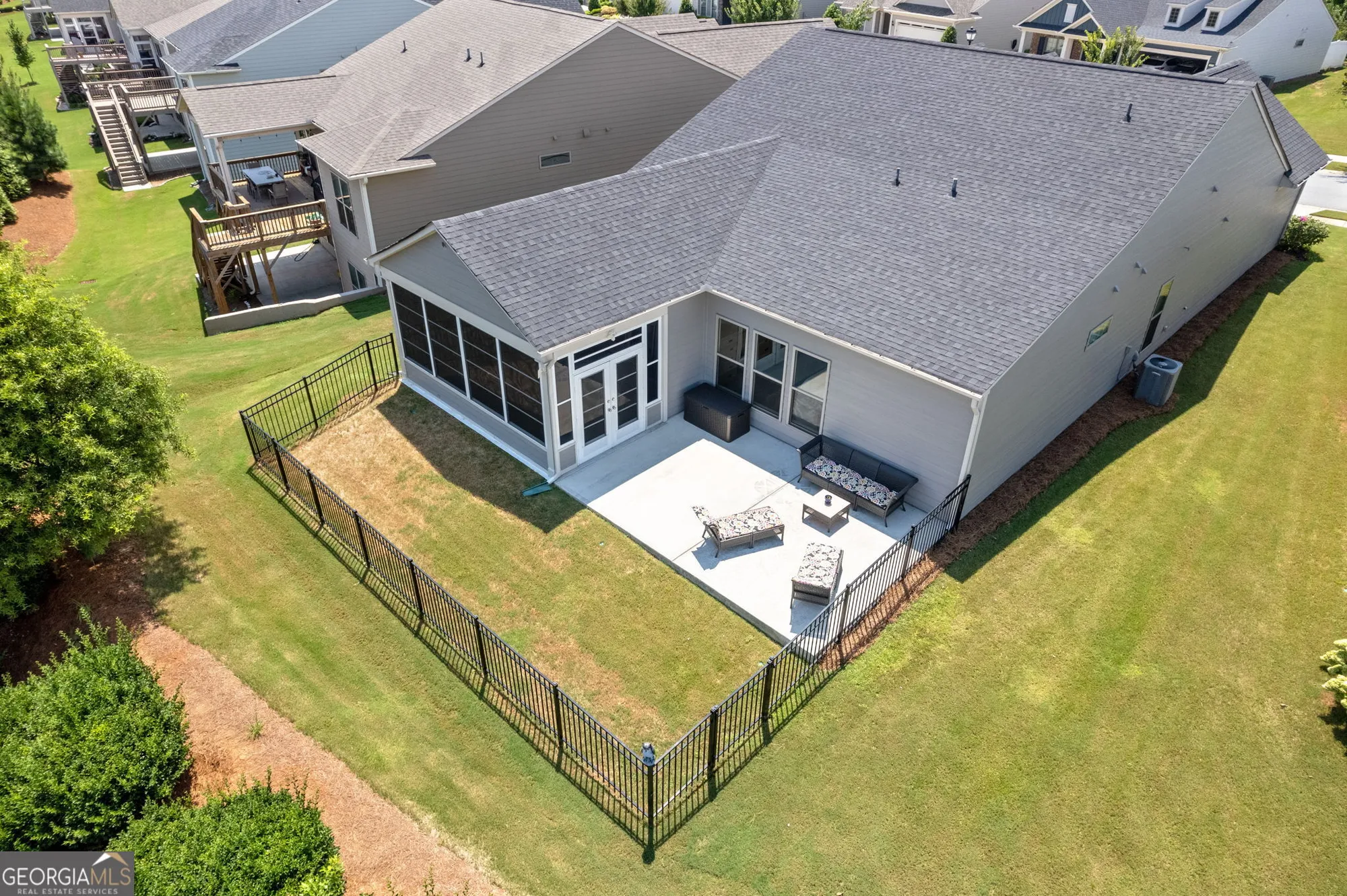 Property Slideshow image 48 of 56 | 5760 maple bluff way, Braselton, GA, 30517