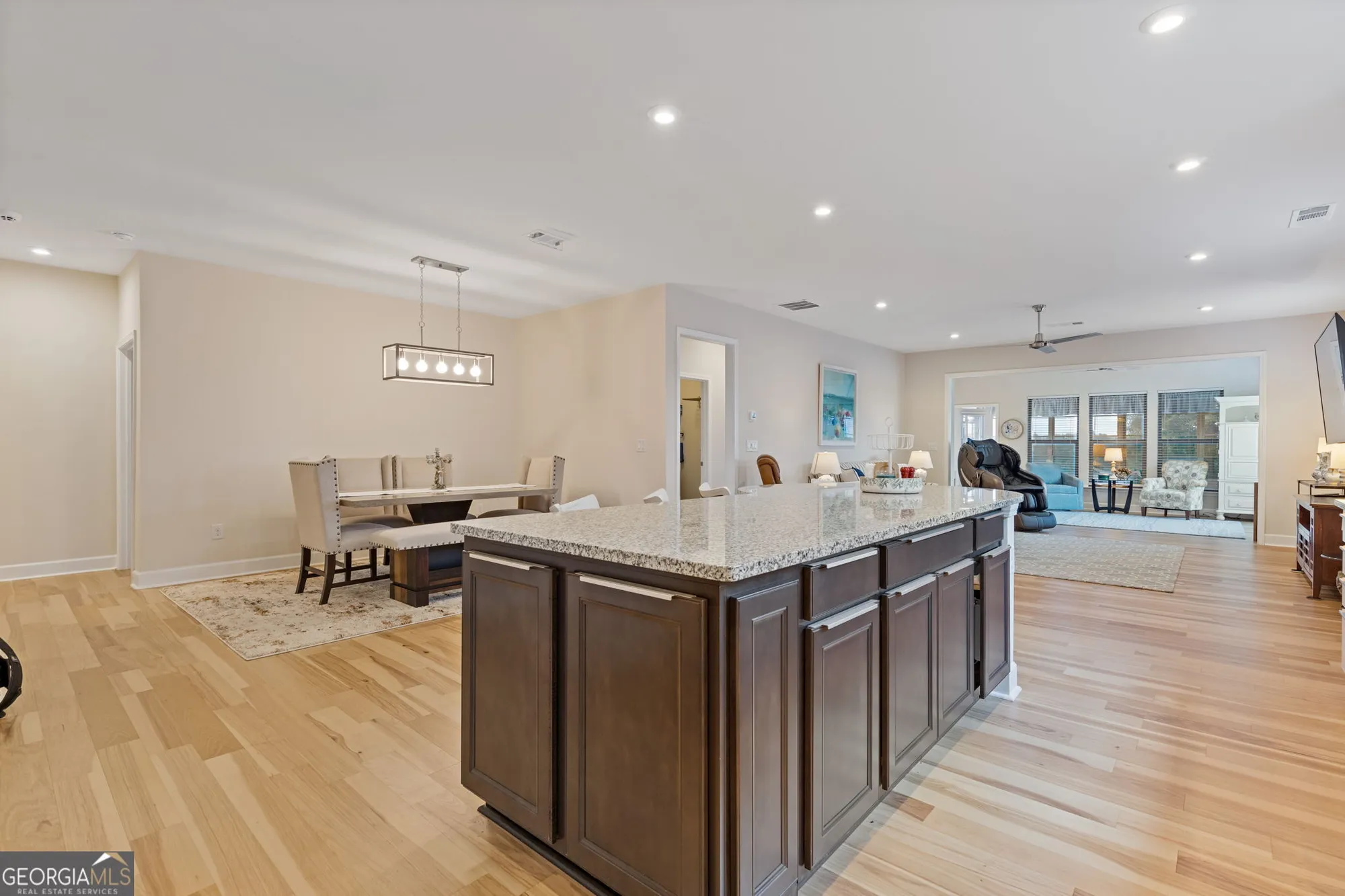 Property Slideshow image 16 of 56 | 5760 maple bluff way, Braselton, GA, 30517