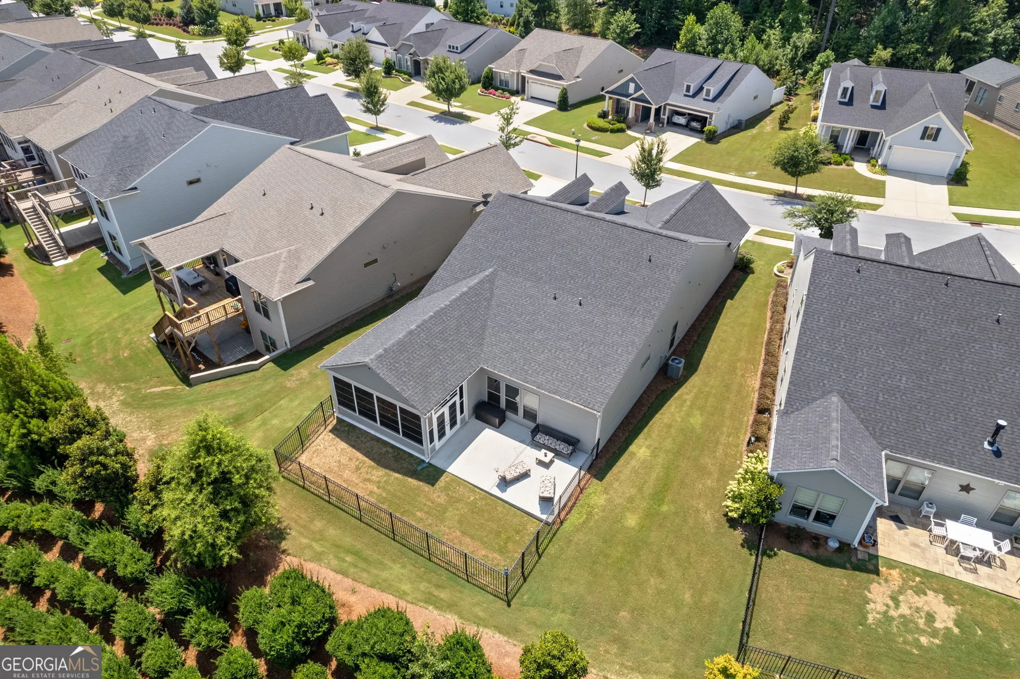 Property Slideshow image 47 of 56 | 5760 maple bluff way, Braselton, GA, 30517