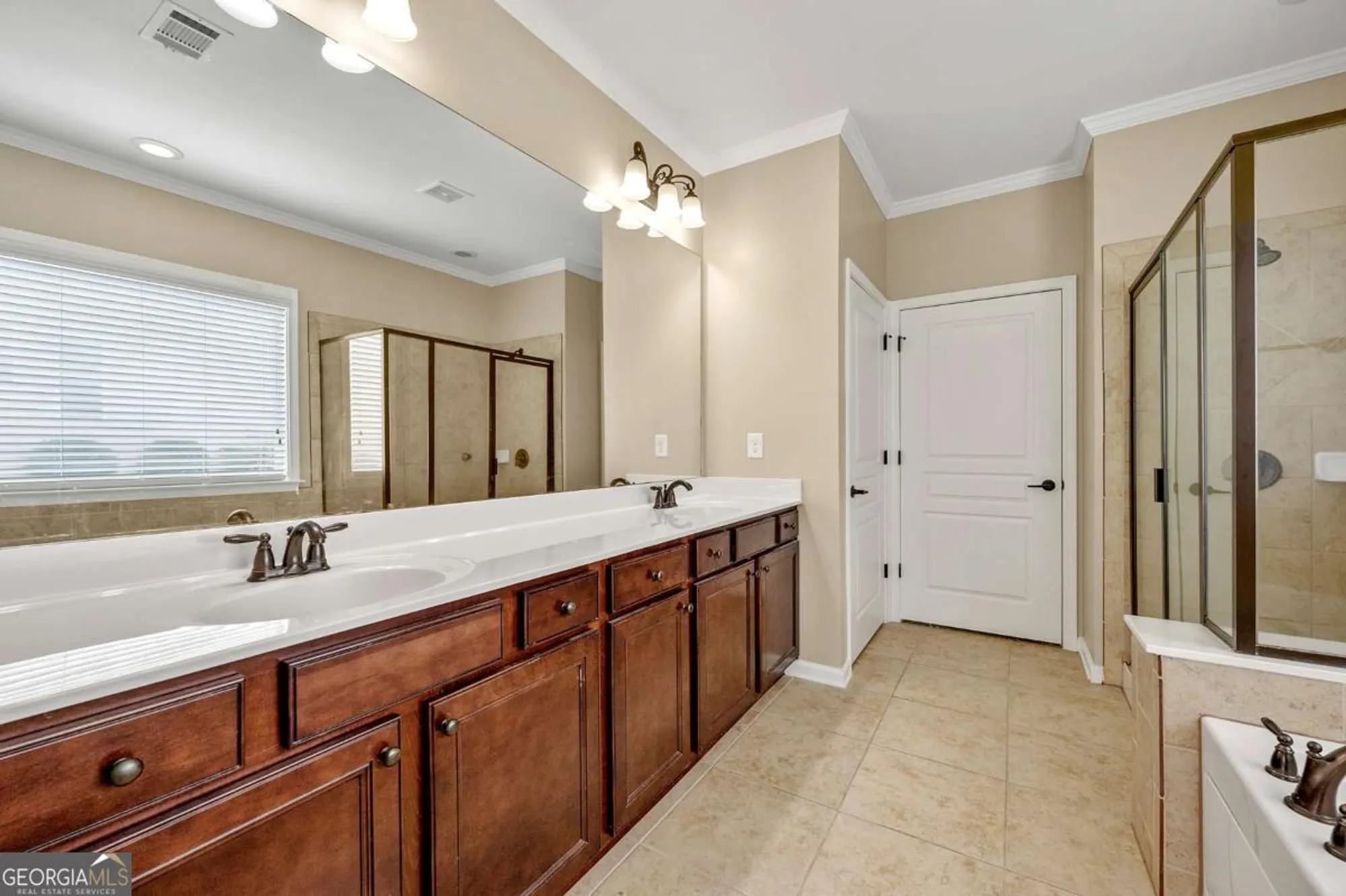 Property Slideshow image 19 of 32 | 1106 satilla ct, Griffin, GA, 30223