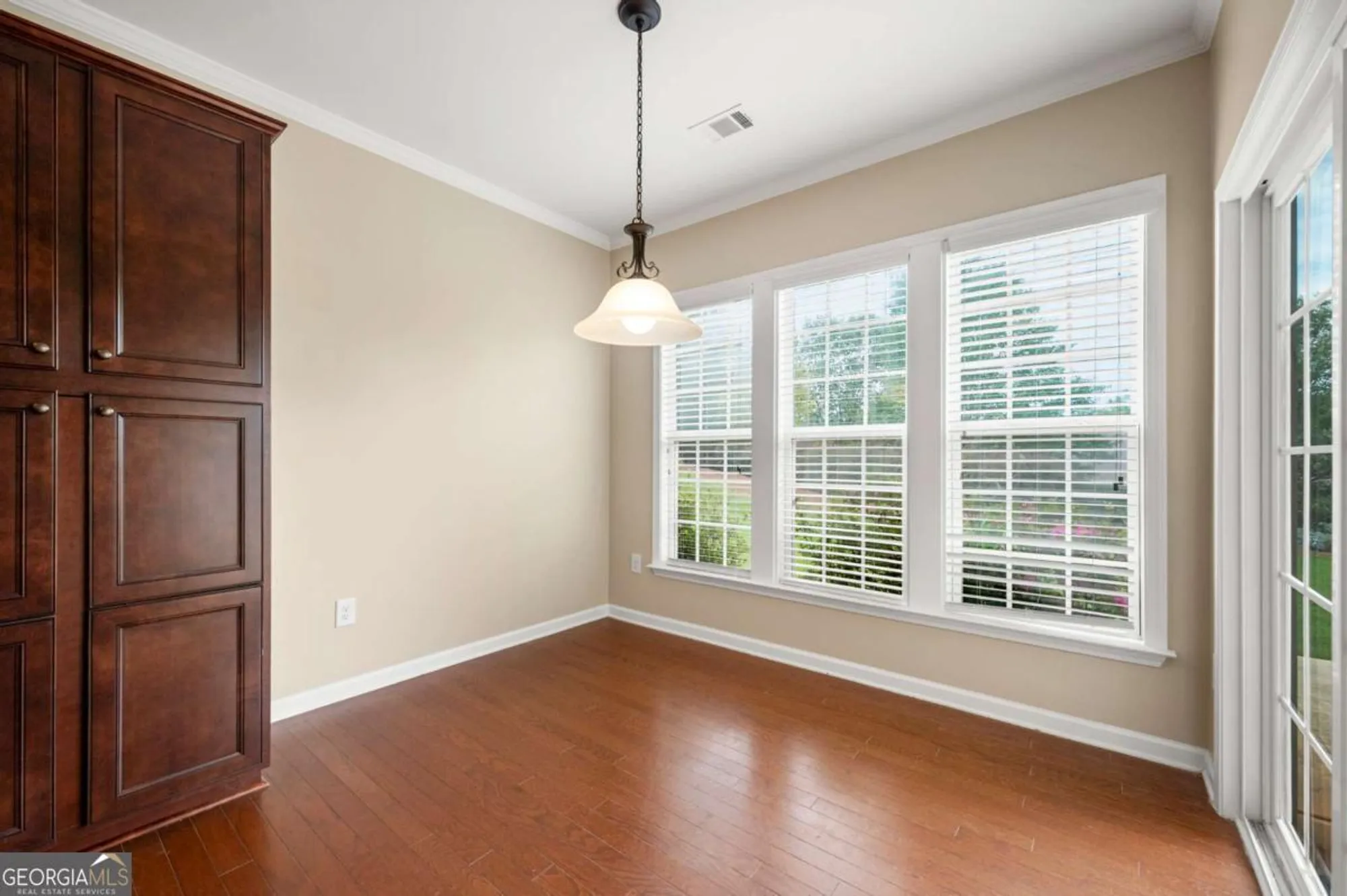 Property Slideshow image 13 of 32 | 1106 satilla ct, Griffin, GA, 30223