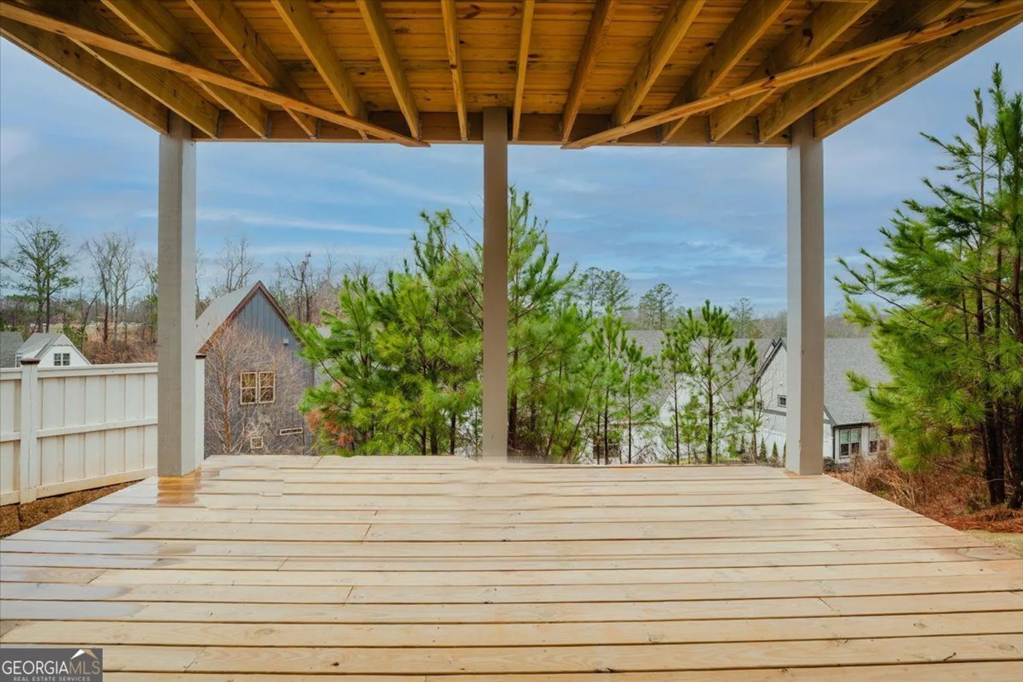 Property Slideshow image 31 of 32 | 165 arbor garden cir, Newnan, GA, 30265