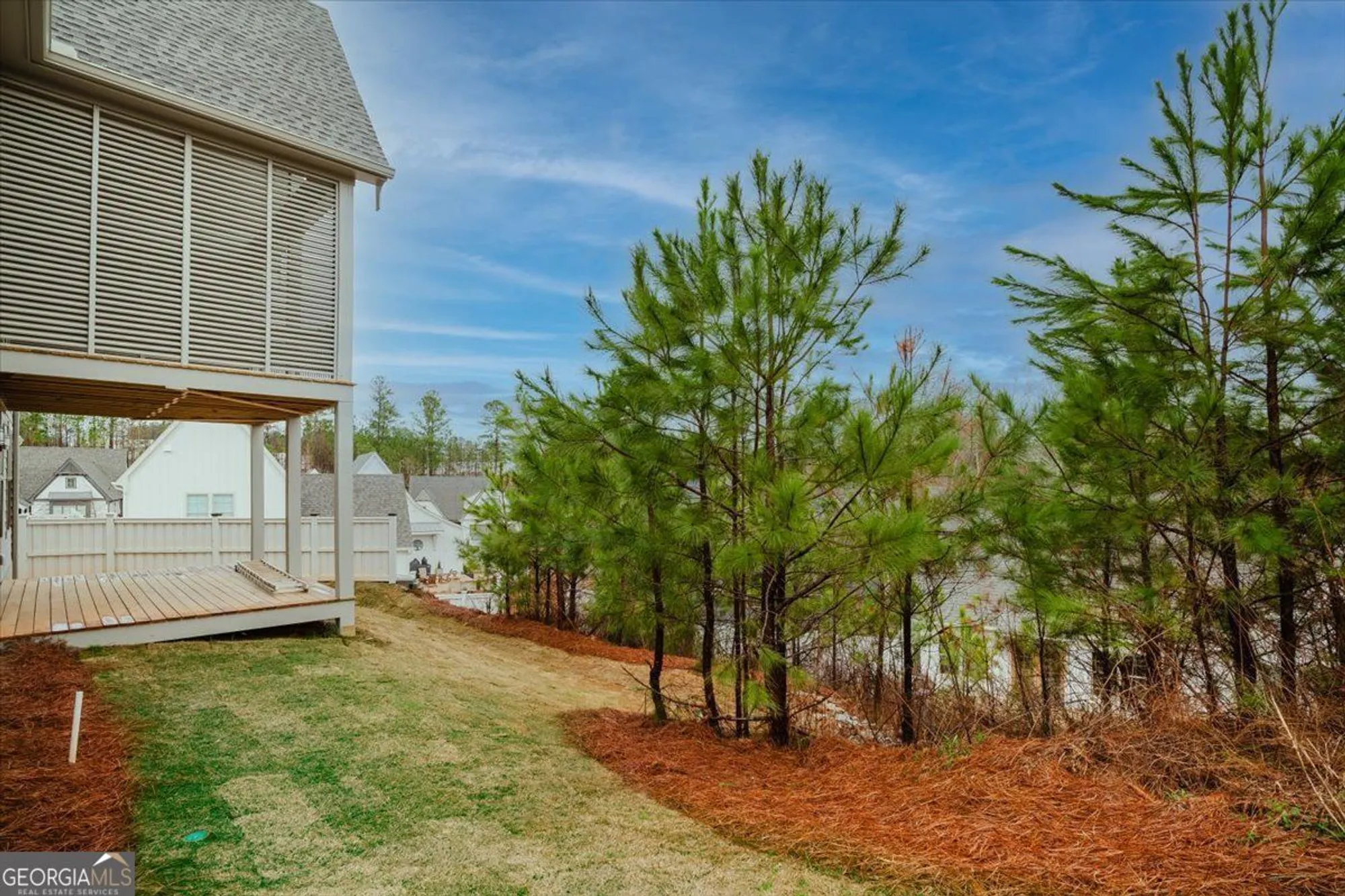 Property Slideshow image 5 of 32 | 165 arbor garden cir, Newnan, GA, 30265