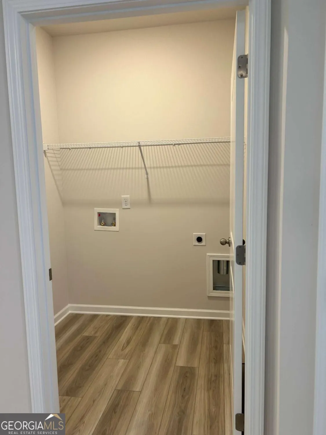 Property Slideshow image 7 of 13 | 217 hydrangea ct # 30, Dallas, GA, 30132