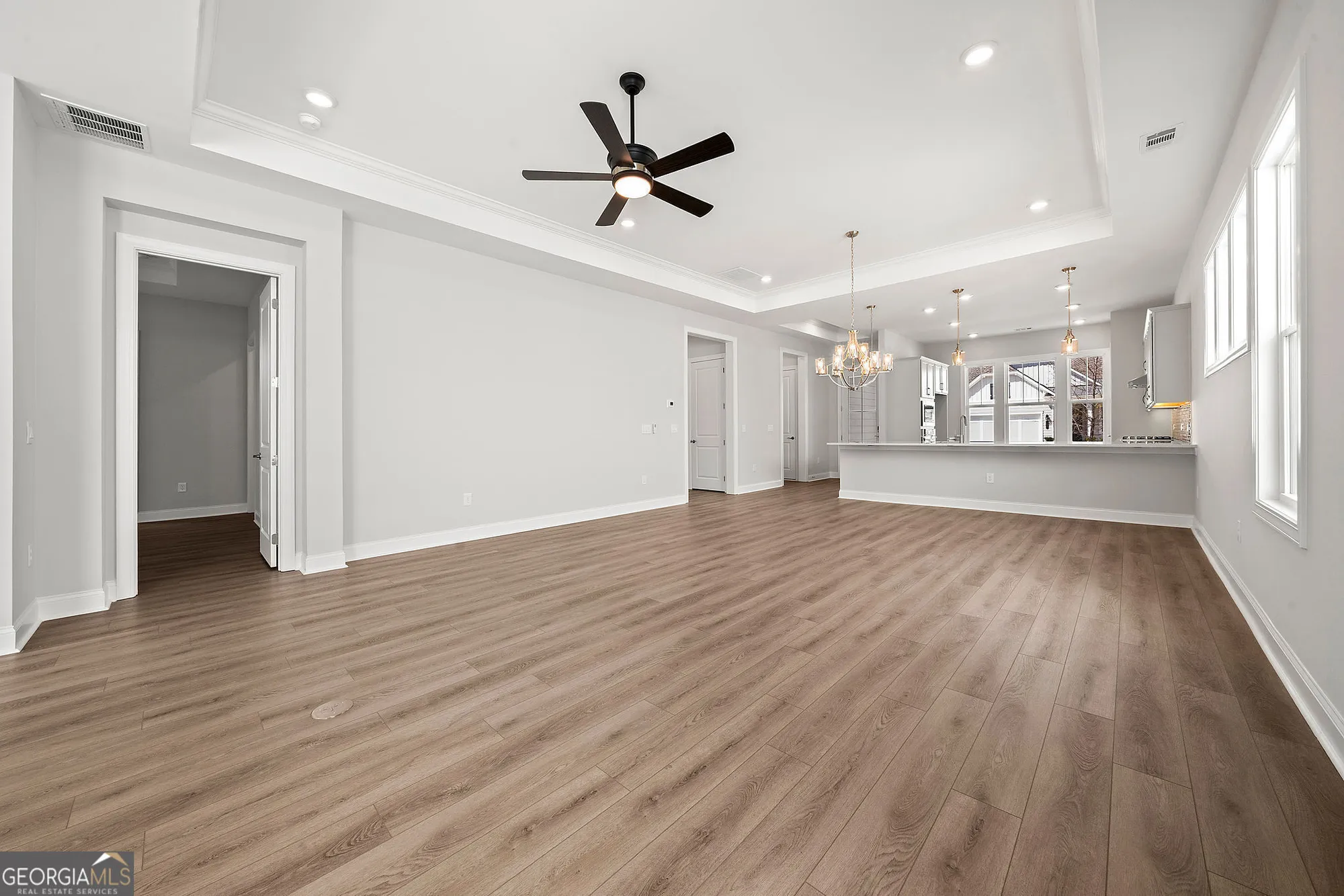 Property Slideshow image 14 of 32 | 158 catalina ct, Newnan, GA, 30263