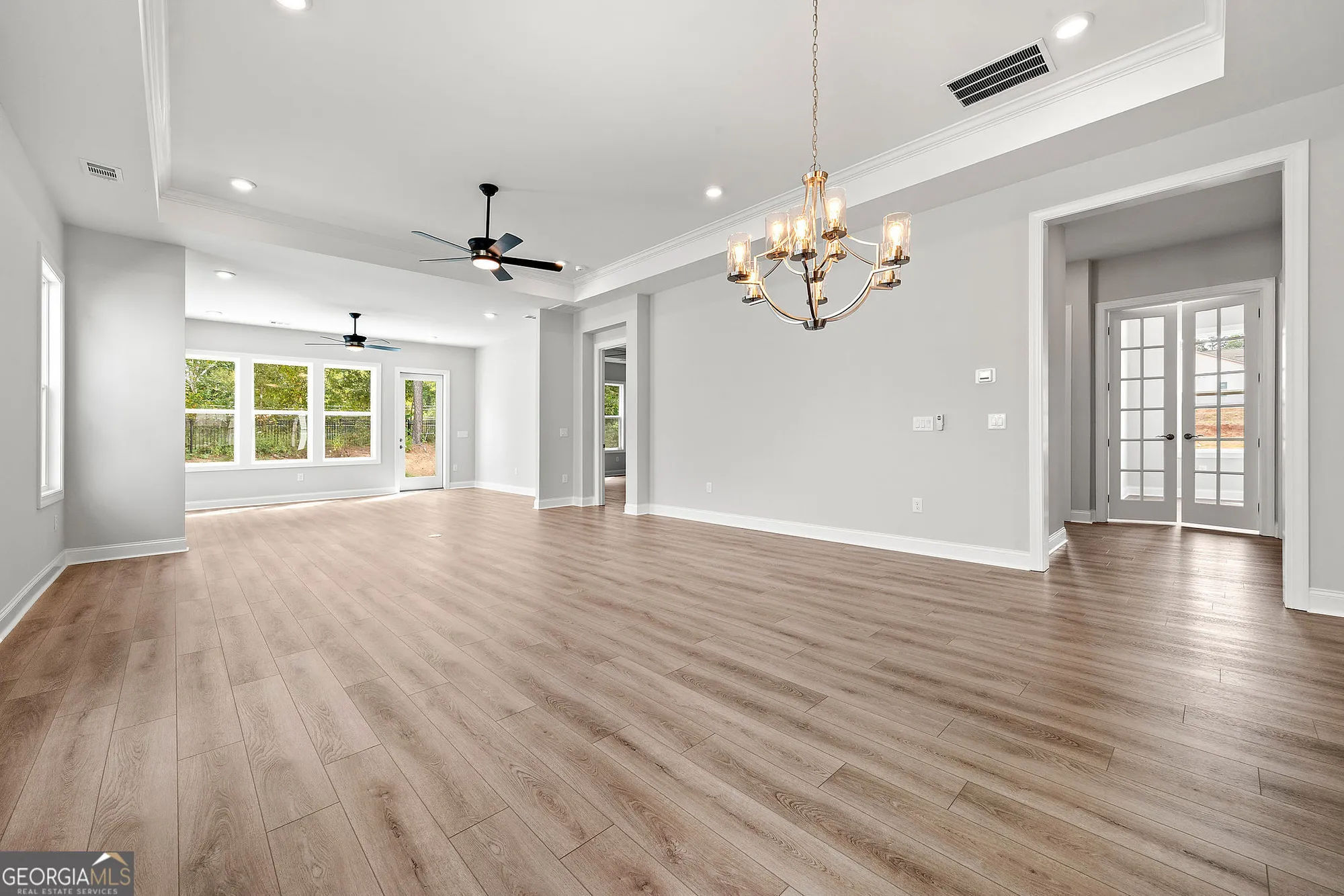 Property Slideshow image 17 of 32 | 158 catalina ct, Newnan, GA, 30263