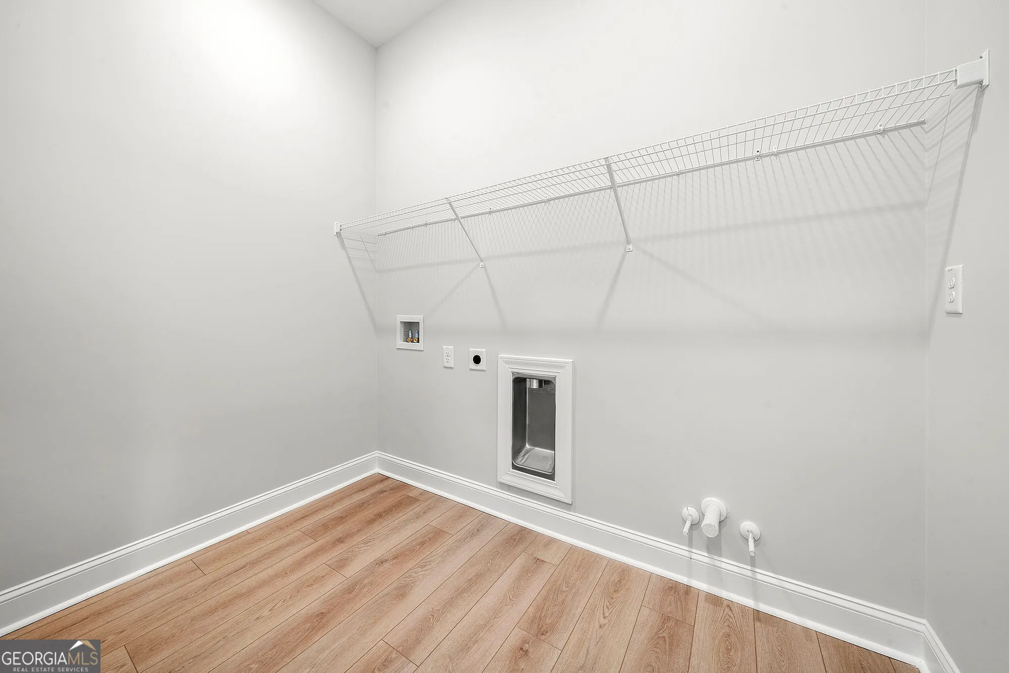 Property Slideshow image 24 of 32 | 158 catalina ct, Newnan, GA, 30263