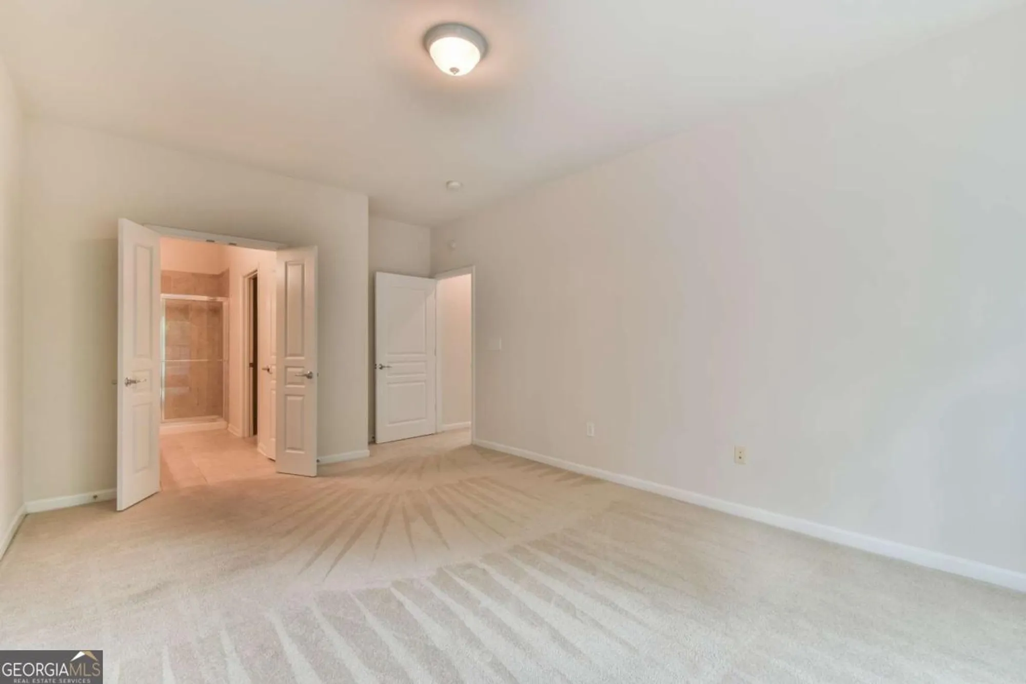 Property Slideshow image 23 of 38 | 6184 longleaf dr, Hoschton, GA, 30548