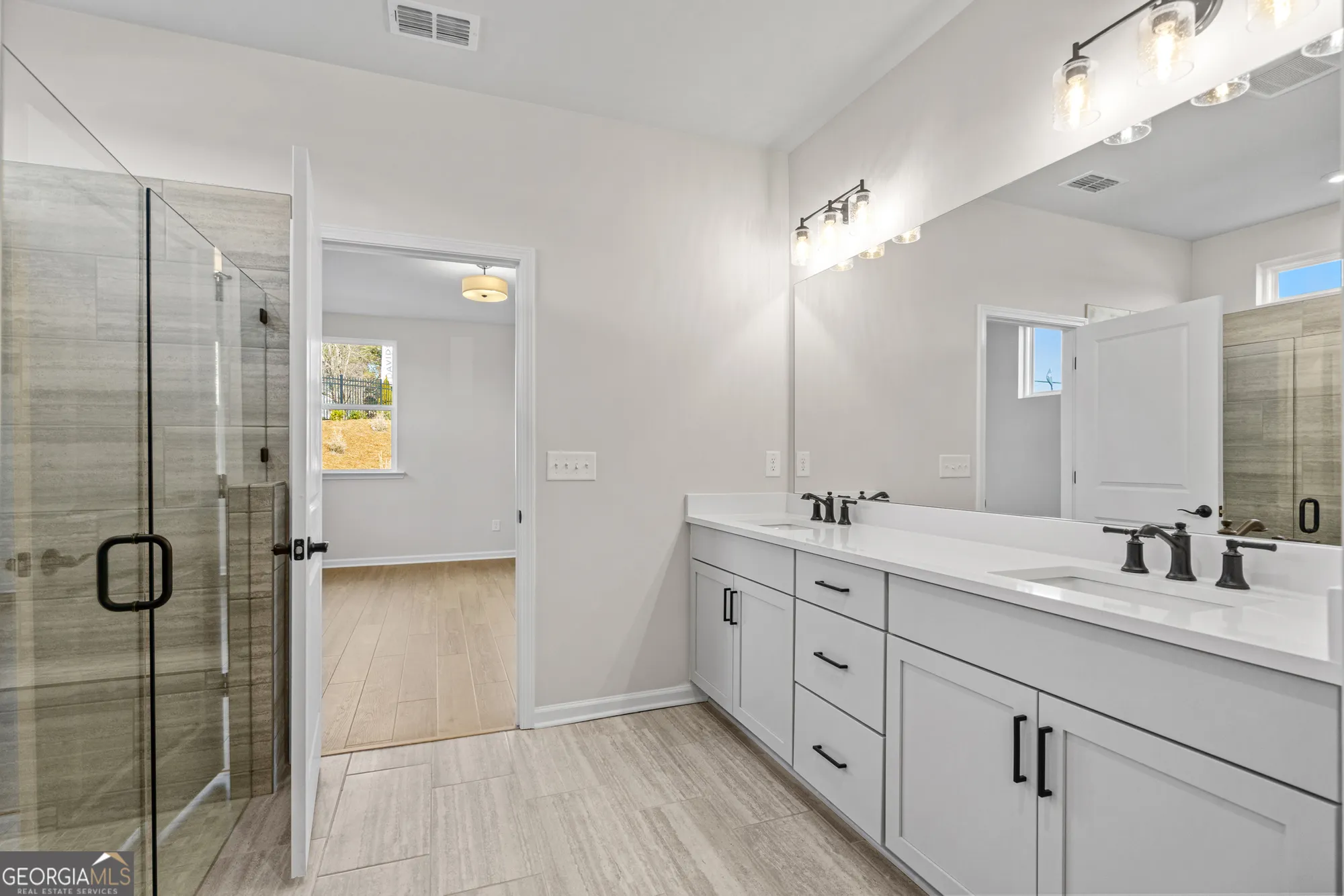 Property Slideshow image 25 of 34 | 1692 juniper berry way, Loganville, GA, 30052