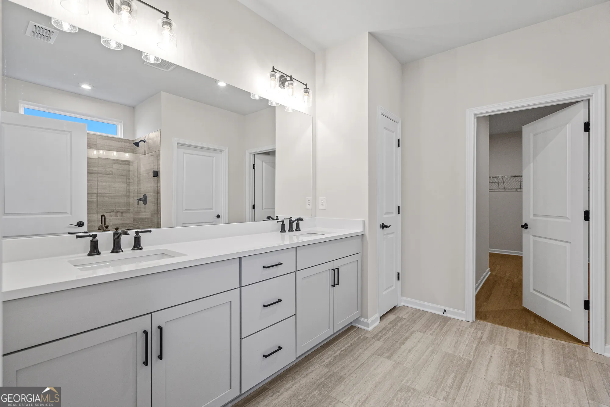 Property Slideshow image 23 of 34 | 1692 juniper berry way, Loganville, GA, 30052