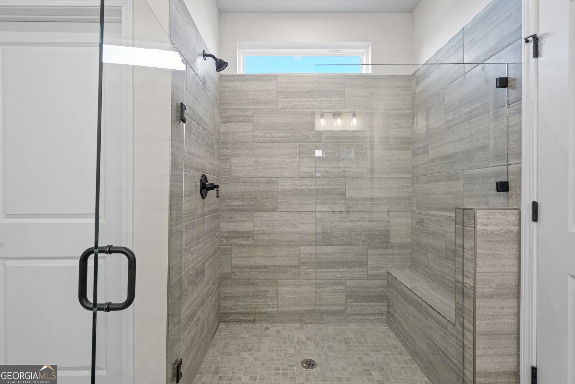 Property Slideshow image 24 of 34 | 1692 juniper berry way, Loganville, GA, 30052