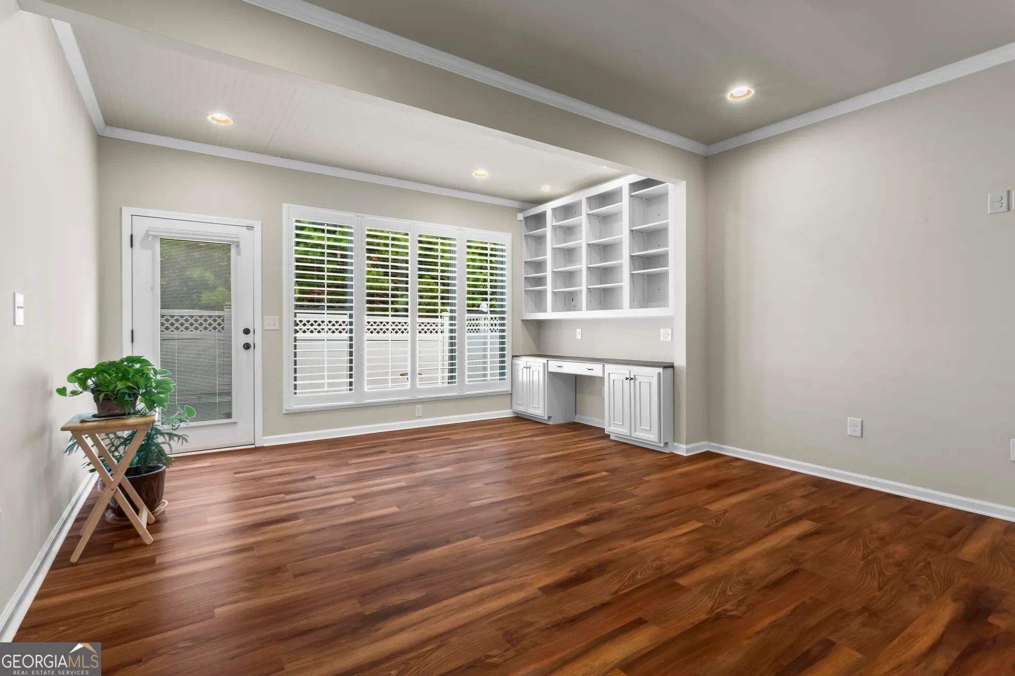 Property Slideshow image 6 of 24 | 145 point view dr, Canton, GA, 30114