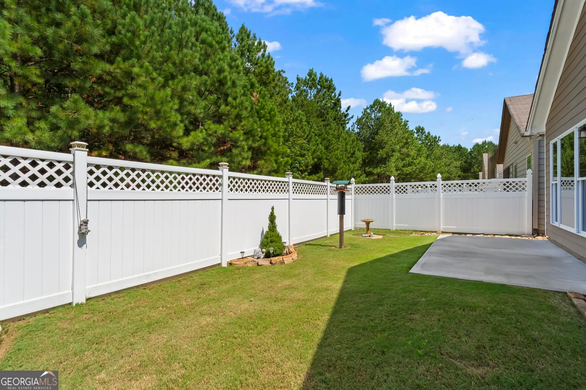 Property Slideshow image 22 of 24 | 145 point view dr, Canton, GA, 30114