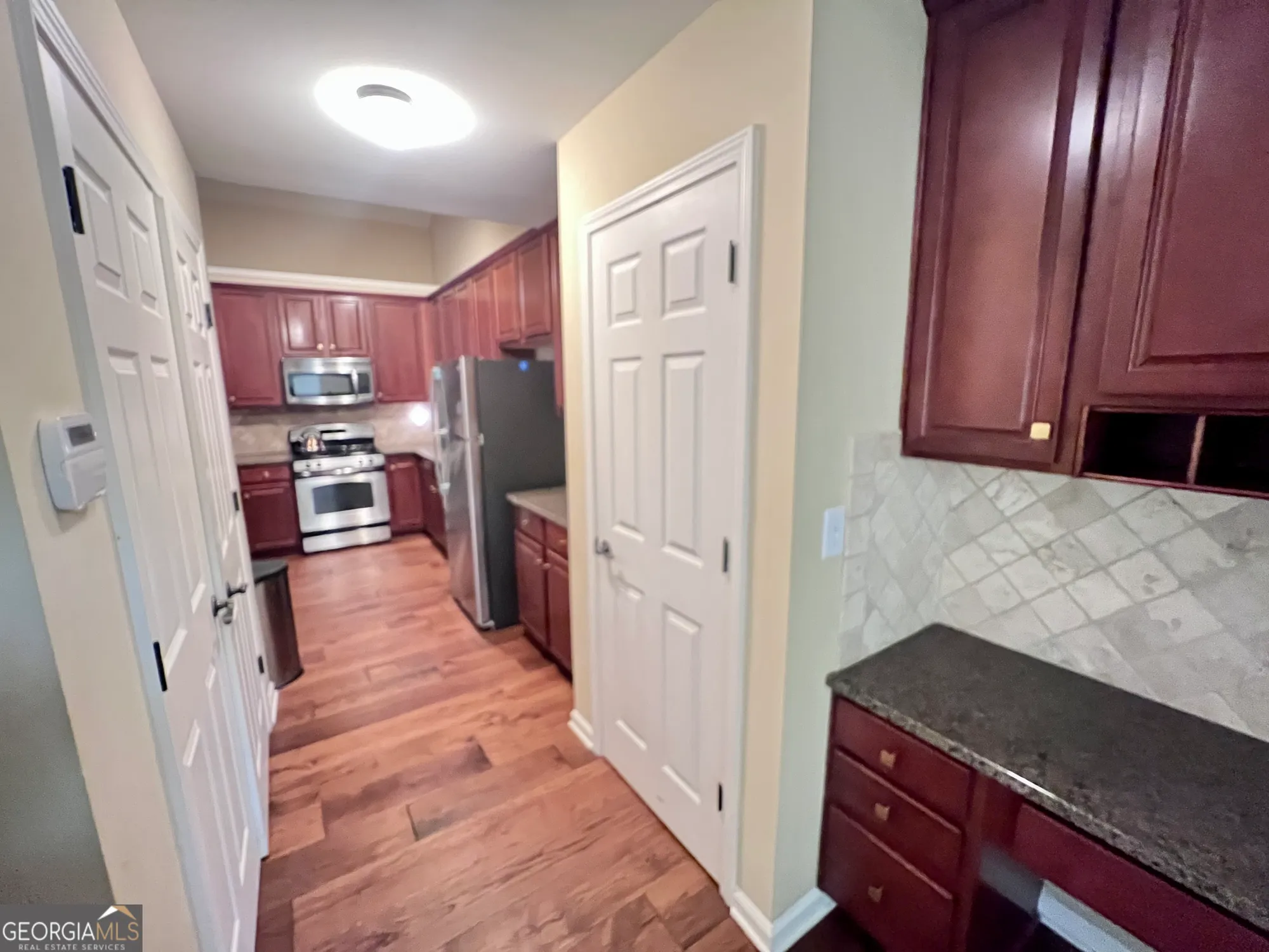 Property Slideshow image 33 of 37 | 405 kenley ct, Mcdonough, GA, 30253