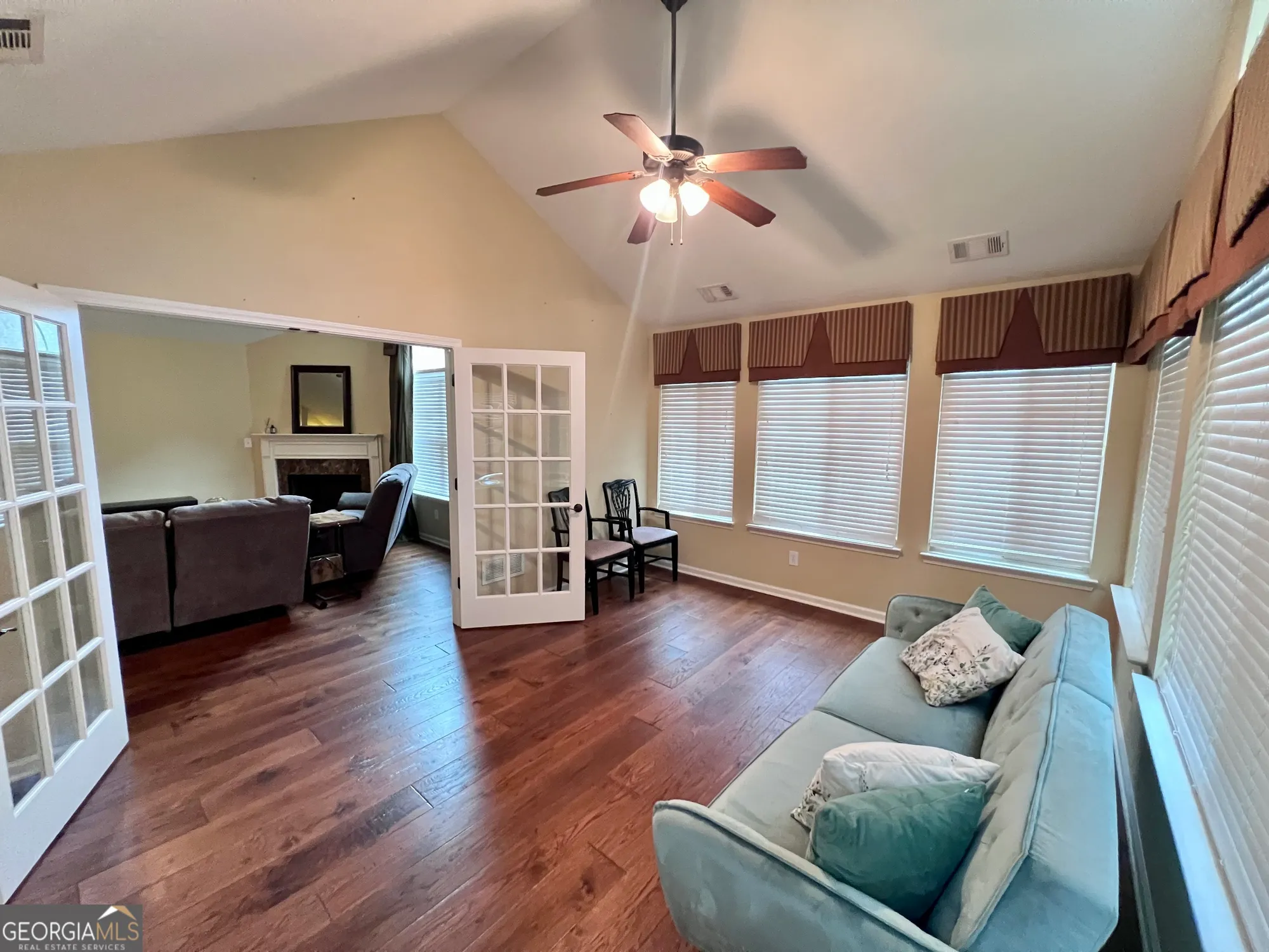 Property Slideshow image 15 of 37 | 405 kenley ct, Mcdonough, GA, 30253