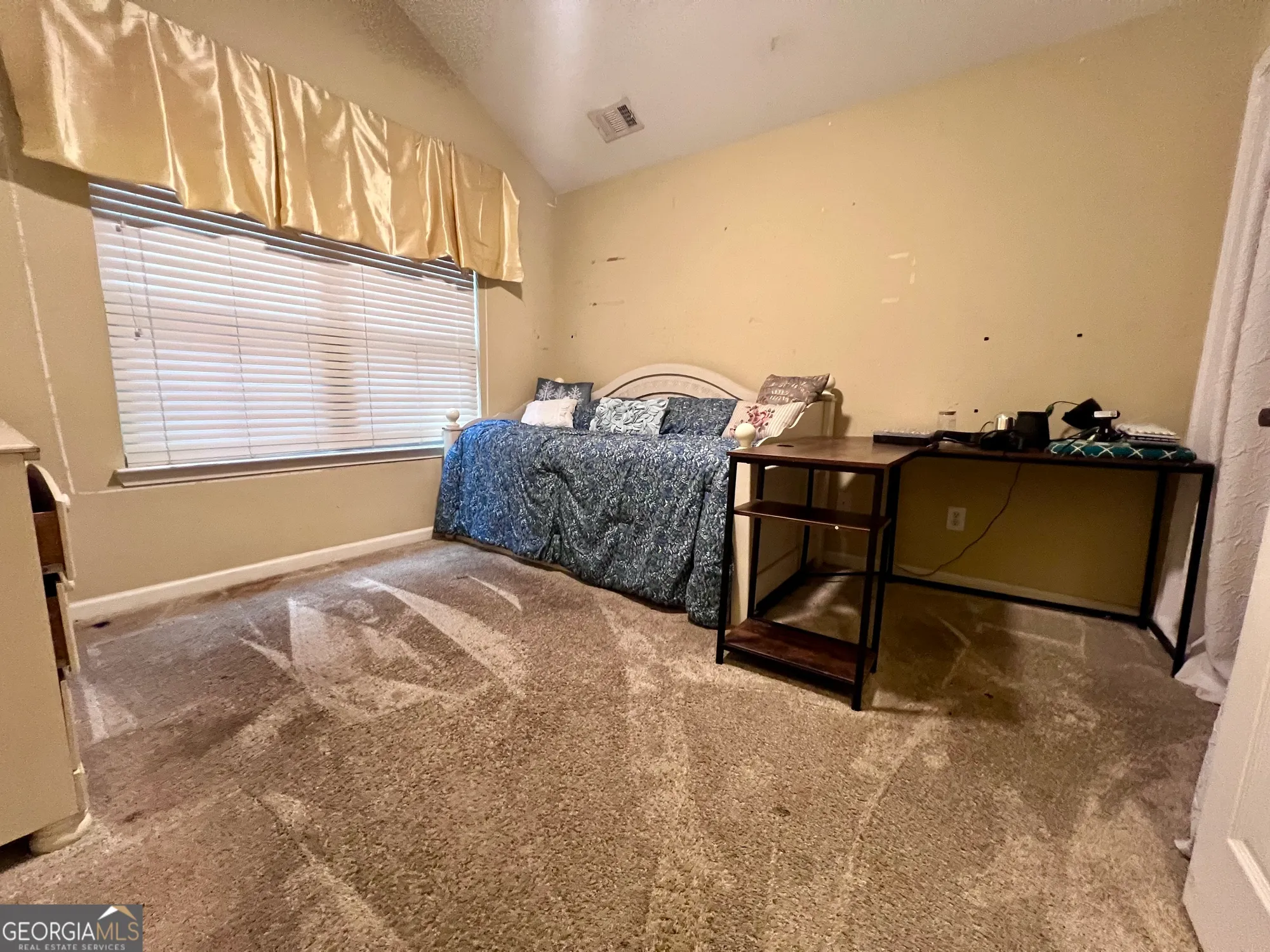 Property Slideshow image 22 of 37 | 405 kenley ct, Mcdonough, GA, 30253