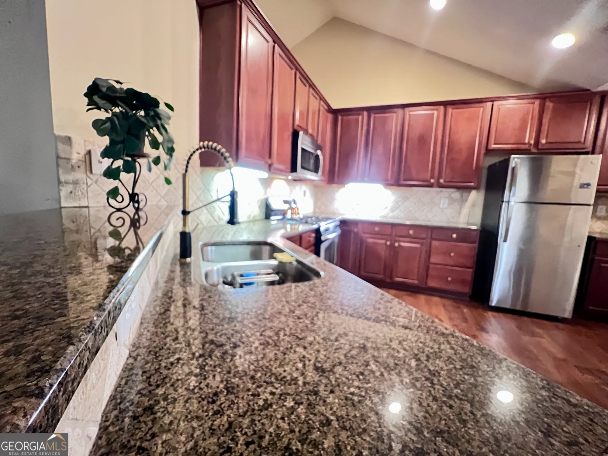 Property Slideshow image 26 of 37 | 405 kenley ct, Mcdonough, GA, 30253