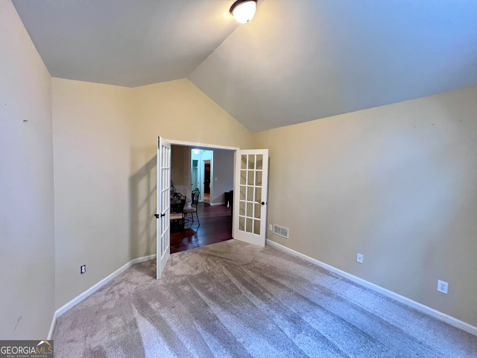 Property Slideshow image 20 of 37 | 405 kenley ct, Mcdonough, GA, 30253