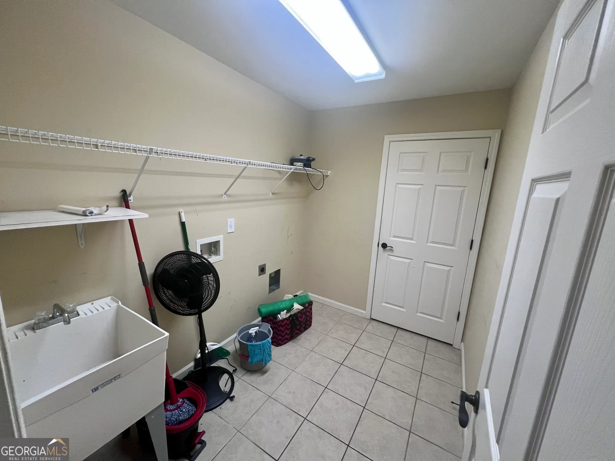 Property Slideshow image 34 of 37 | 405 kenley ct, Mcdonough, GA, 30253