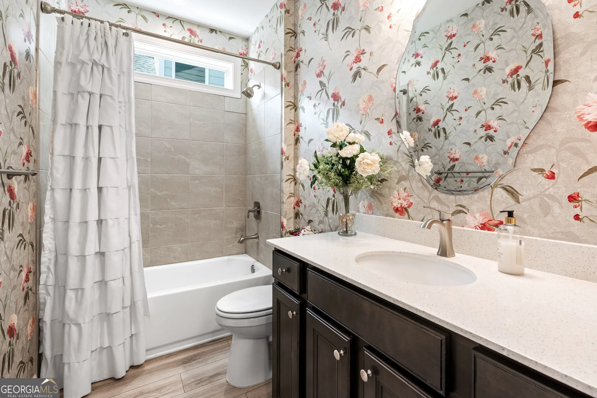 Property Slideshow image 21 of 76 | 310 chatuge dr # 1, Hoschton, GA, 30548