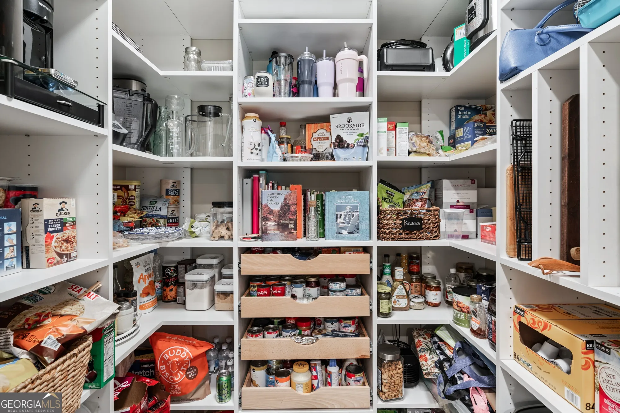 Property Slideshow image 13 of 76 | 310 chatuge dr # 1, Hoschton, GA, 30548