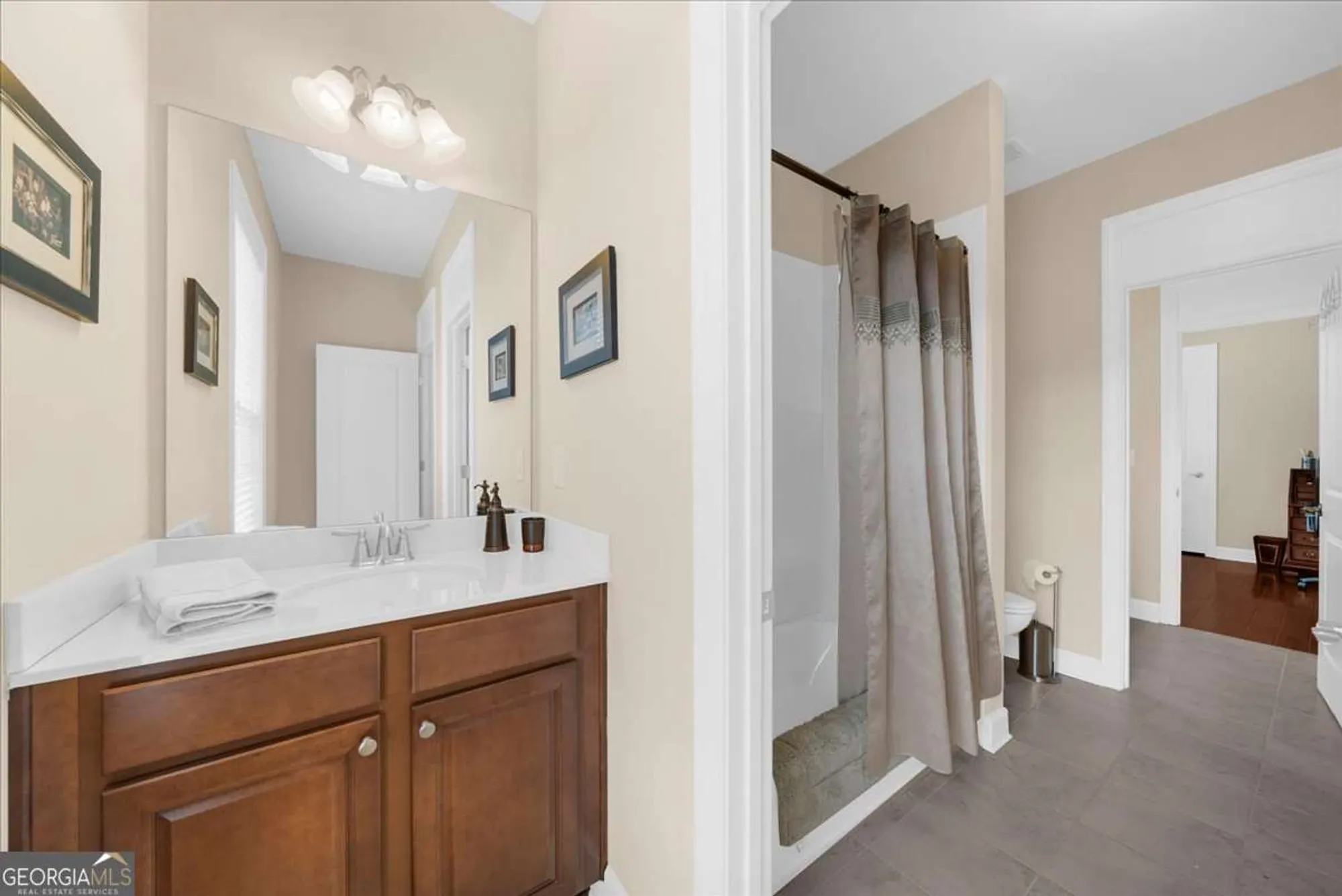 Property Slideshow image 33 of 77 | 3709 maple shade dr, Gainesville, GA, 30504