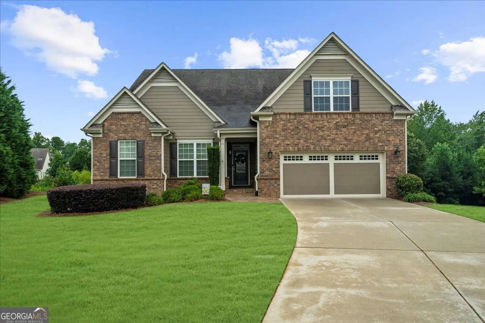 Property Slideshow image 1 of 77 | 3709 maple shade dr, Gainesville, GA, 30504
