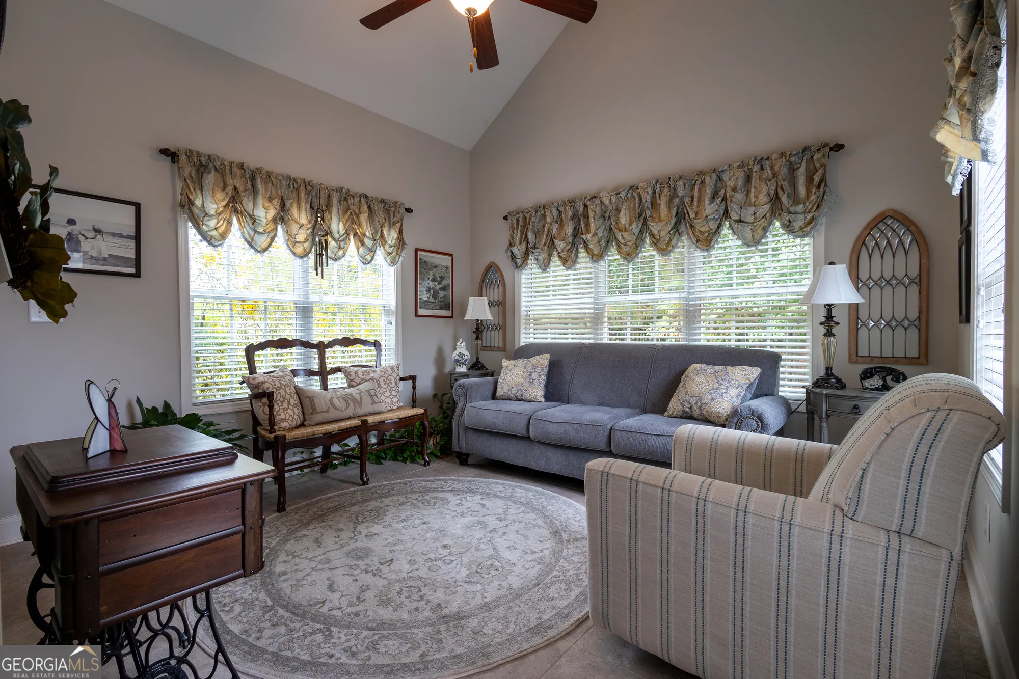 Property Slideshow image 18 of 32 | 215 park place trl, Social Circle, GA, 30025