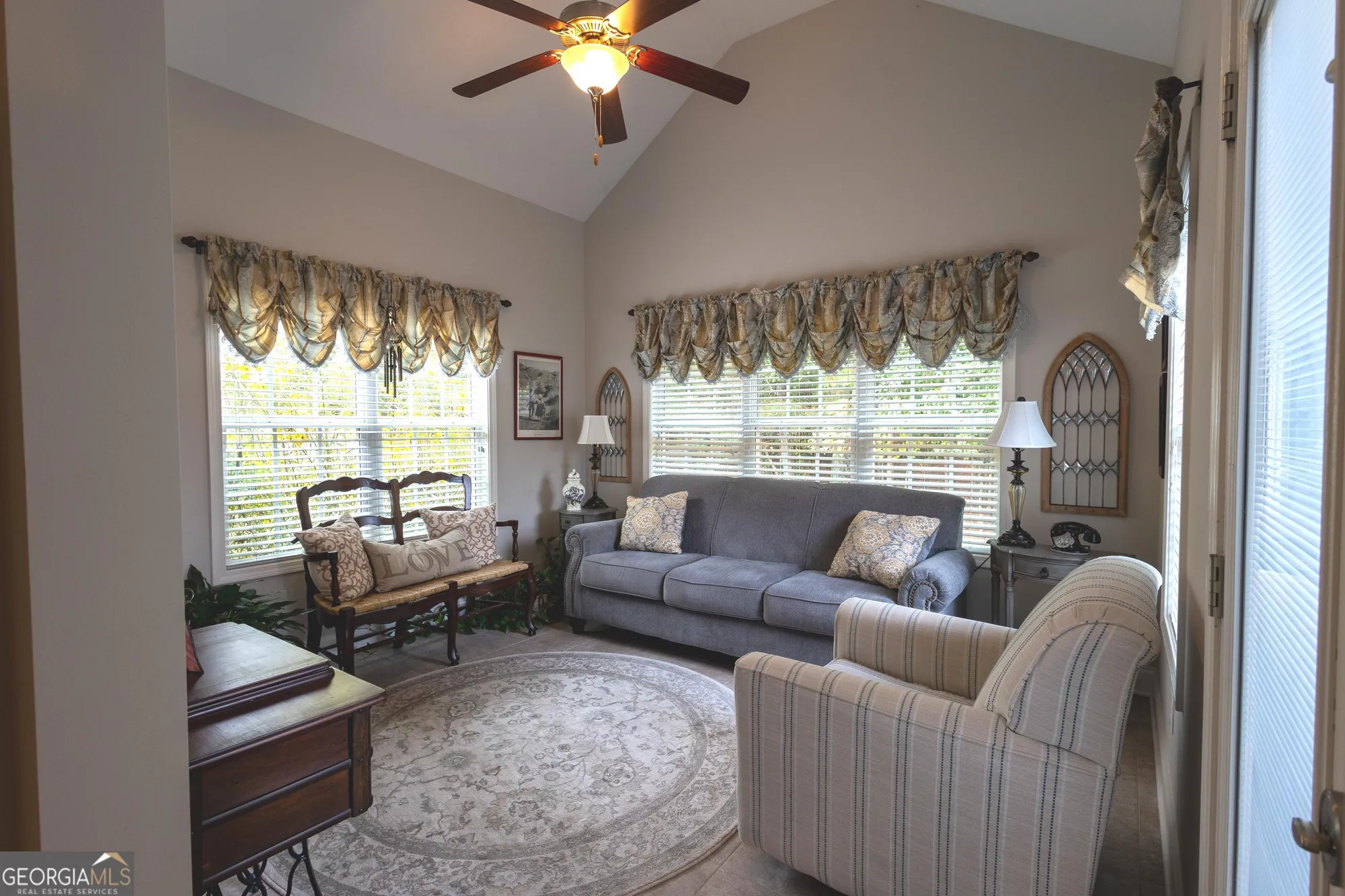 Property Slideshow image 16 of 32 | 215 park place trl, Social Circle, GA, 30025