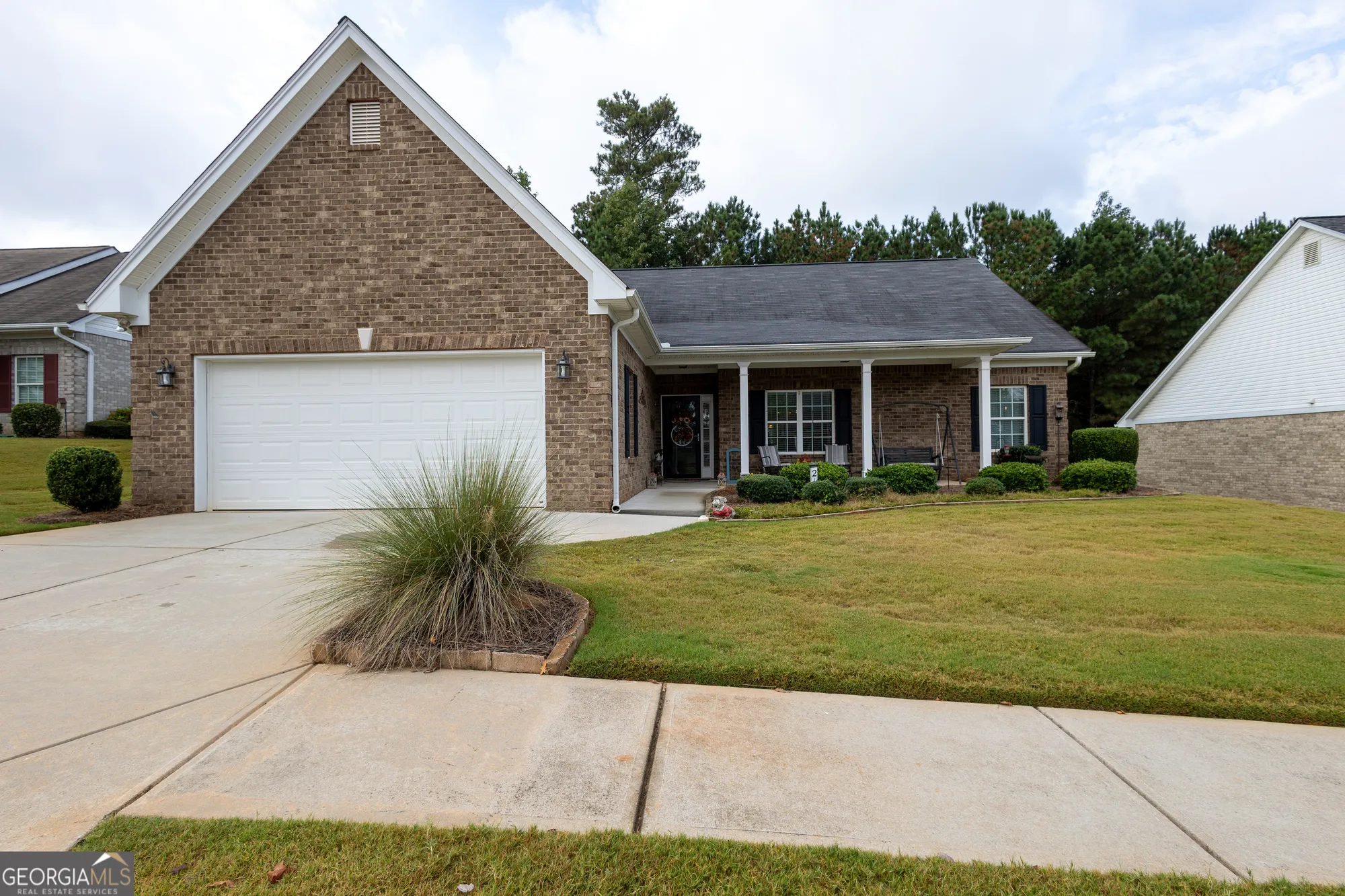 Property Slideshow image 3 of 32 | 215 park place trl, Social Circle, GA, 30025