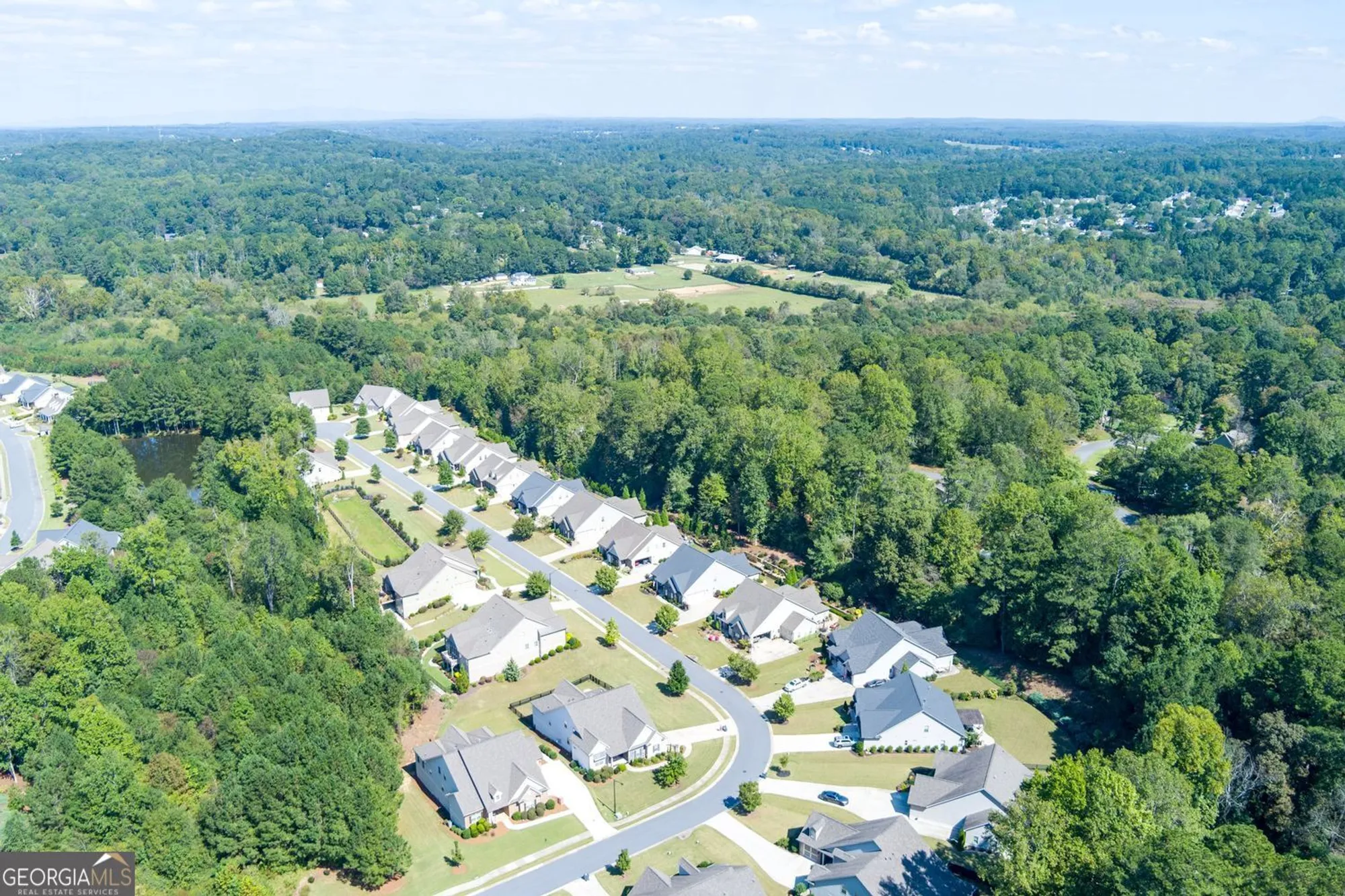 Property Slideshow image 37 of 37 | 217 sweetbriar club dr, Woodstock, GA, 30188