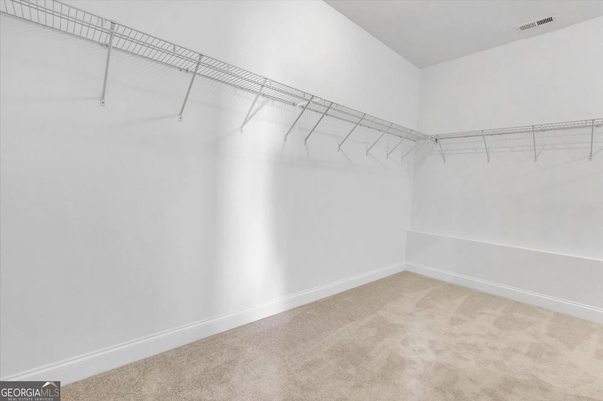 Property Slideshow image 26 of 37 | 217 sweetbriar club dr, Woodstock, GA, 30188