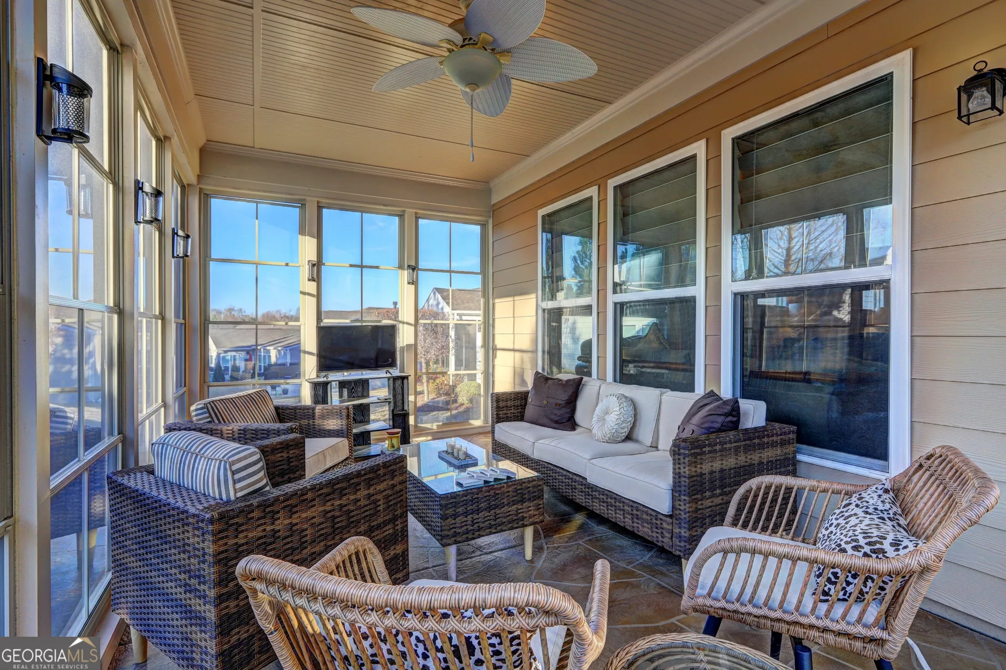 Property Slideshow image 10 of 31 | 757 firefly ct, Griffin, GA, 30223