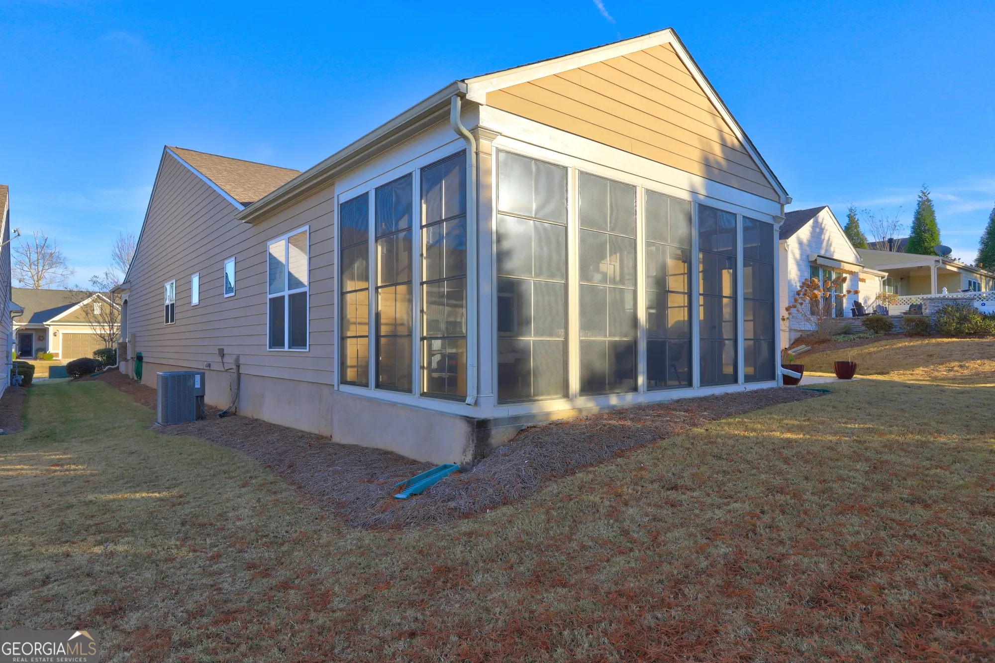 Property Slideshow image 4 of 31 | 757 firefly ct, Griffin, GA, 30223