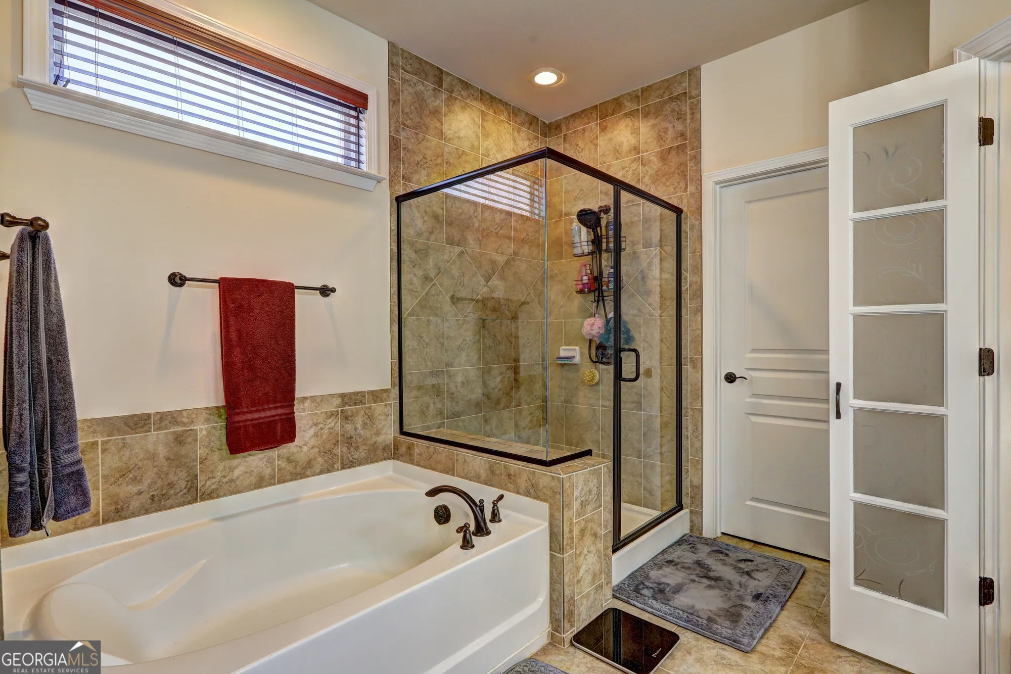 Property Slideshow image 21 of 31 | 757 firefly ct, Griffin, GA, 30223