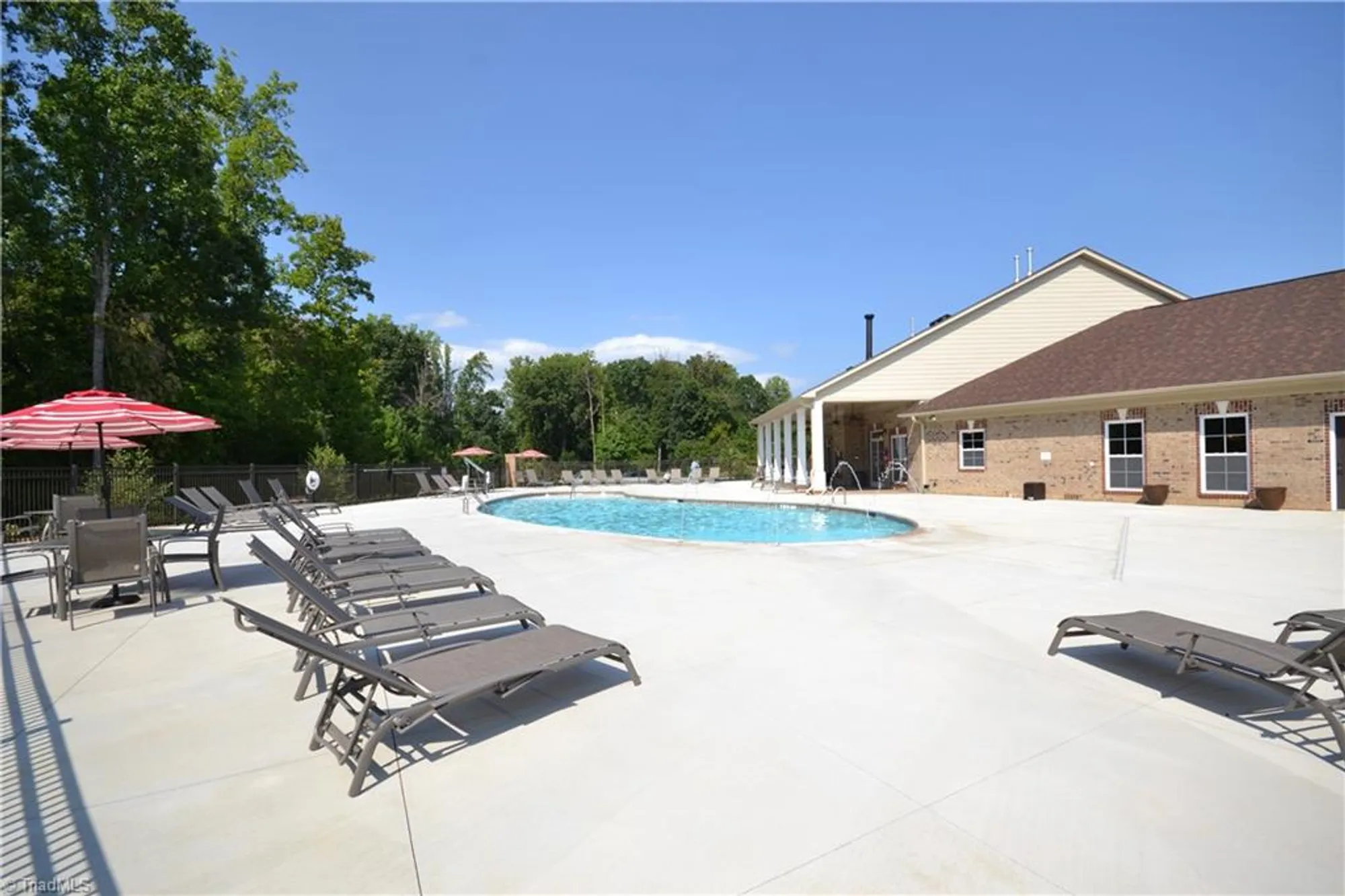 Property Slideshow image 35 of 37 | 202 chariot sq, Winston Salem, NC, 27127