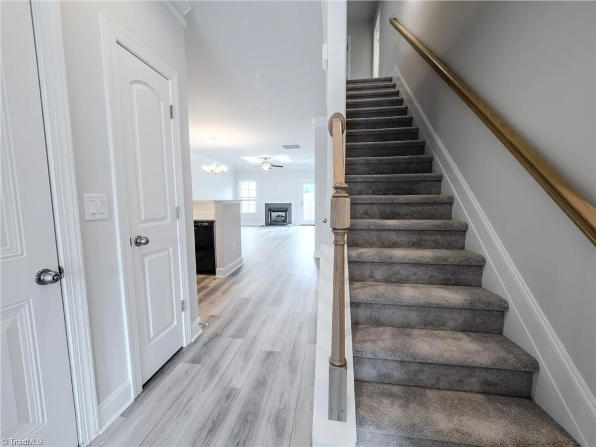 Property Slideshow image 6 of 37 | 202 chariot sq, Winston Salem, NC, 27127