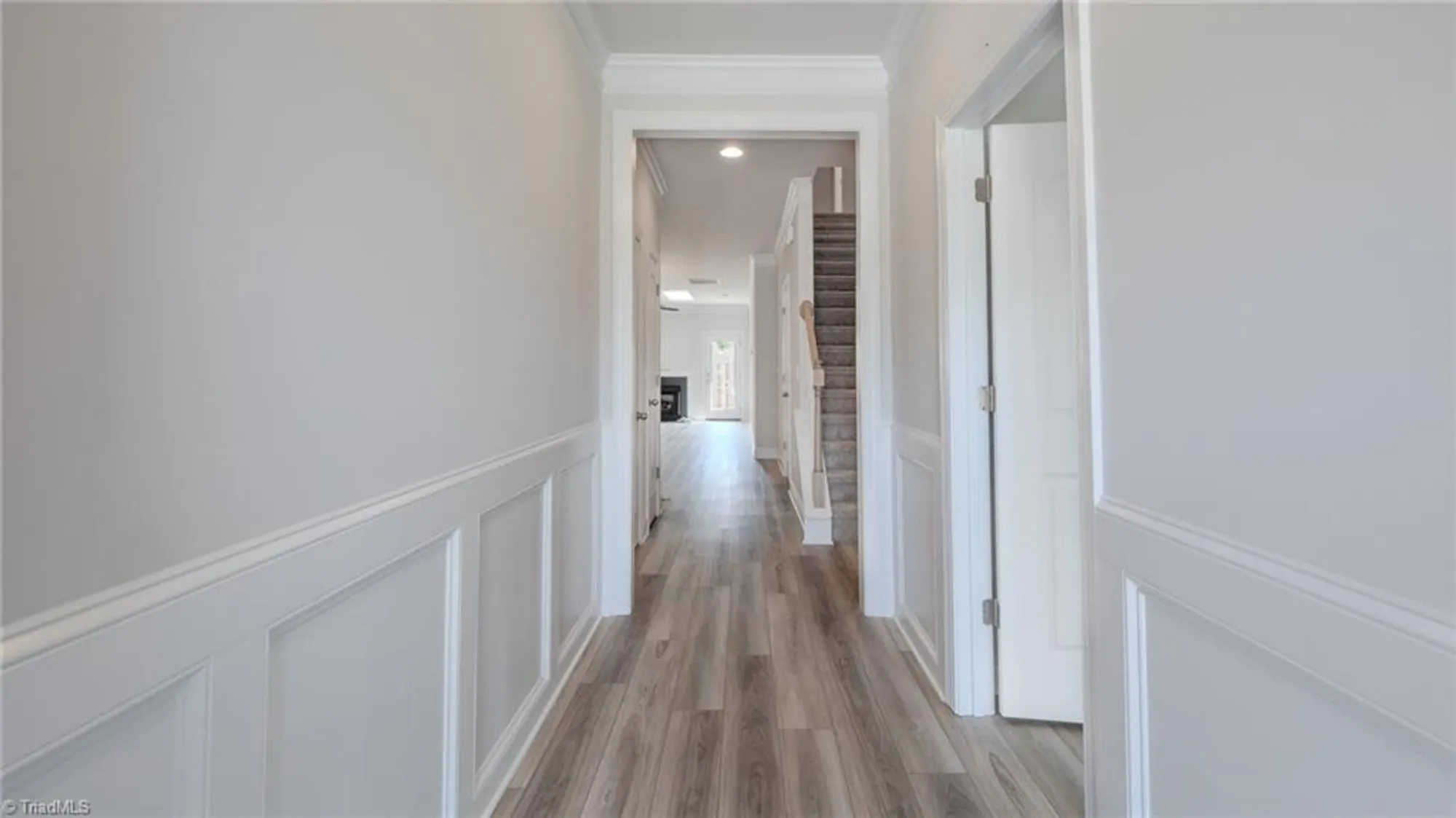 Property Slideshow image 3 of 37 | 202 chariot sq, Winston Salem, NC, 27127