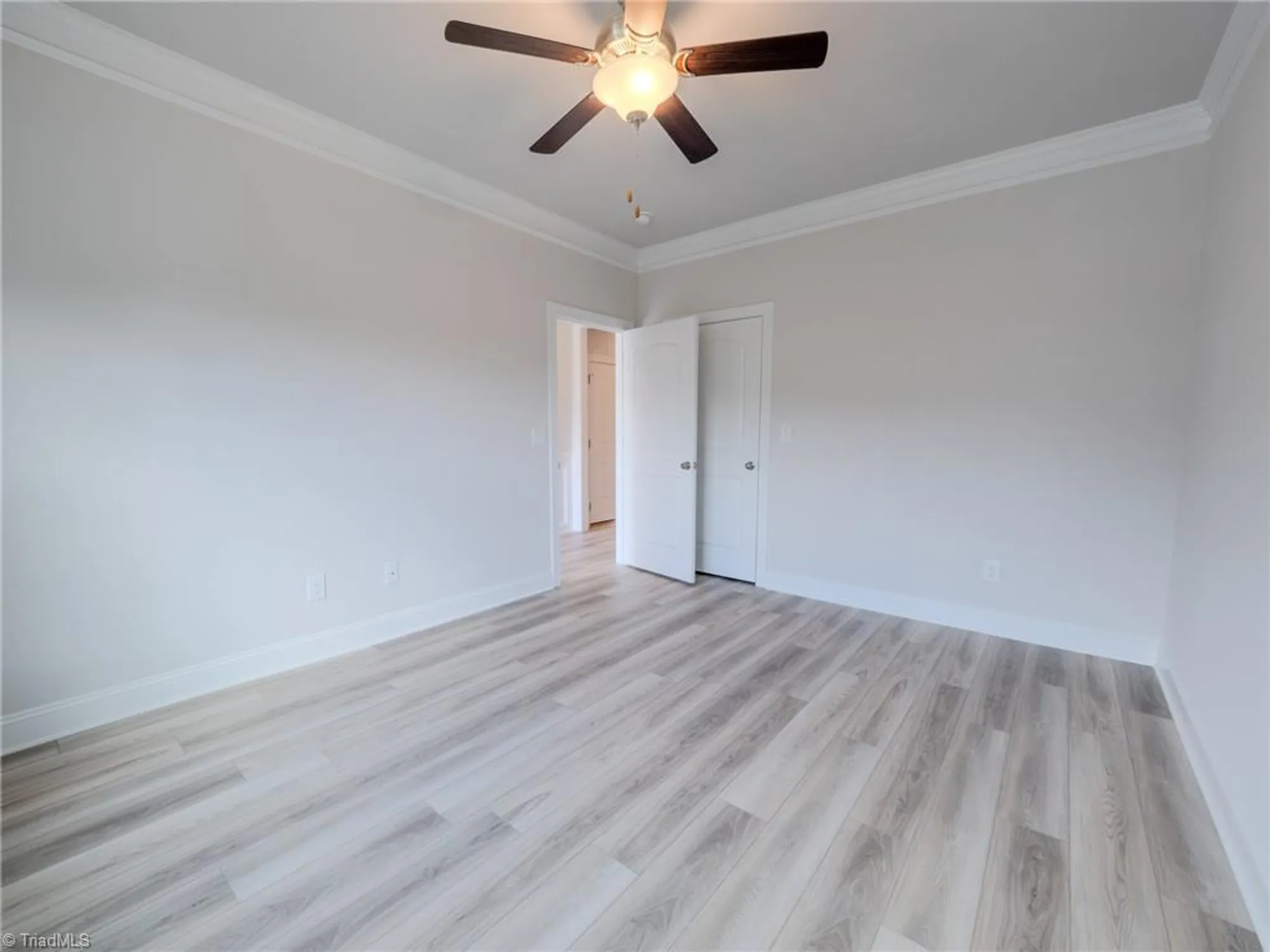 Property Slideshow image 5 of 37 | 202 chariot sq, Winston Salem, NC, 27127