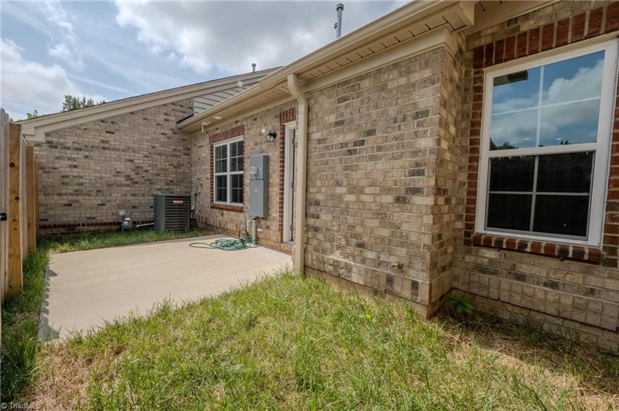 Property Slideshow image 20 of 37 | 202 chariot sq, Winston Salem, NC, 27127