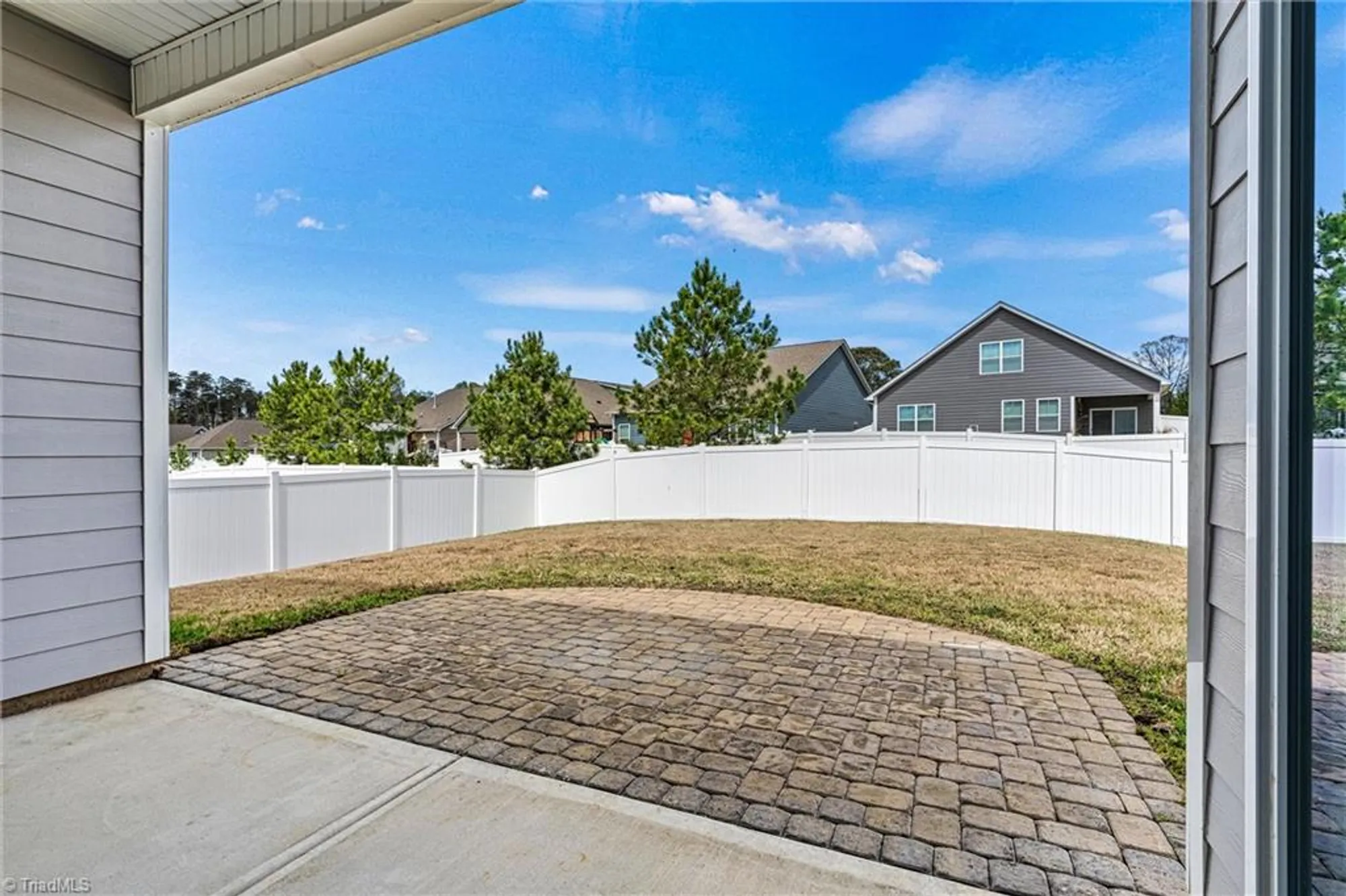 Property Slideshow image 33 of 41 | 7850 fountaingrass ln, Sherrills Ford, NC, 28673