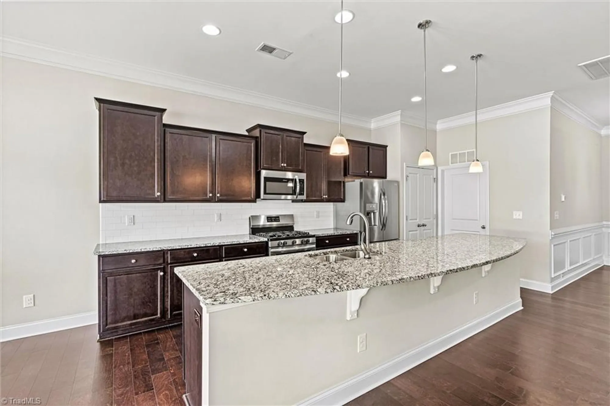 Property Slideshow image 11 of 41 | 7850 fountaingrass ln, Sherrills Ford, NC, 28673