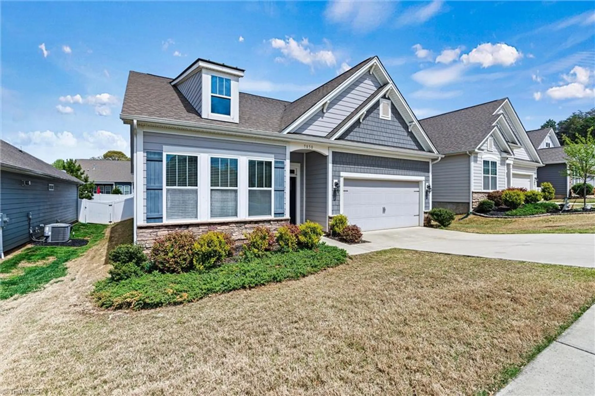 Property Slideshow image 2 of 41 | 7850 fountaingrass ln, Sherrills Ford, NC, 28673