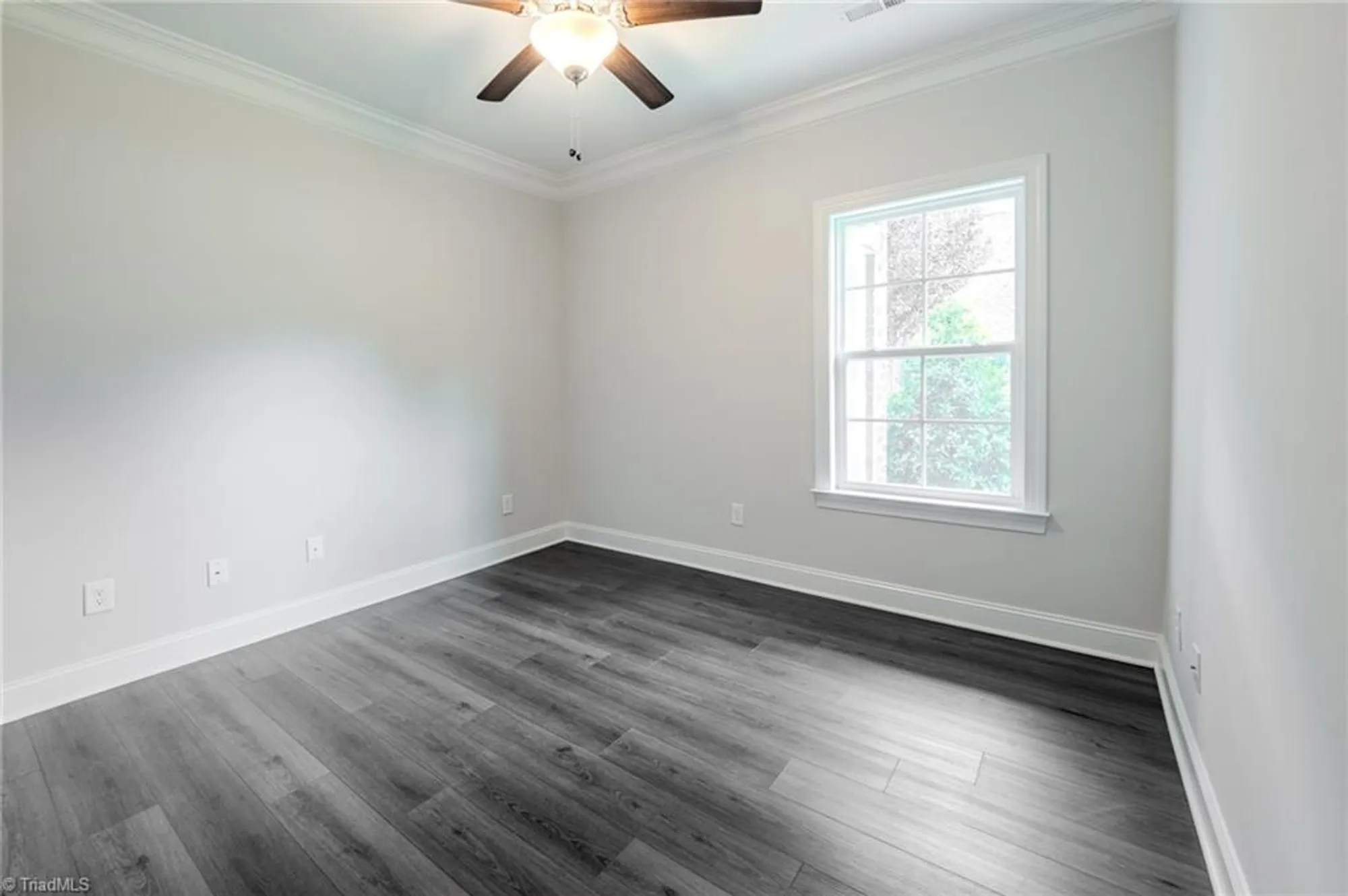 Property Slideshow image 12 of 32 | 2103 friedberg village dr, Winston Salem, NC, 27127