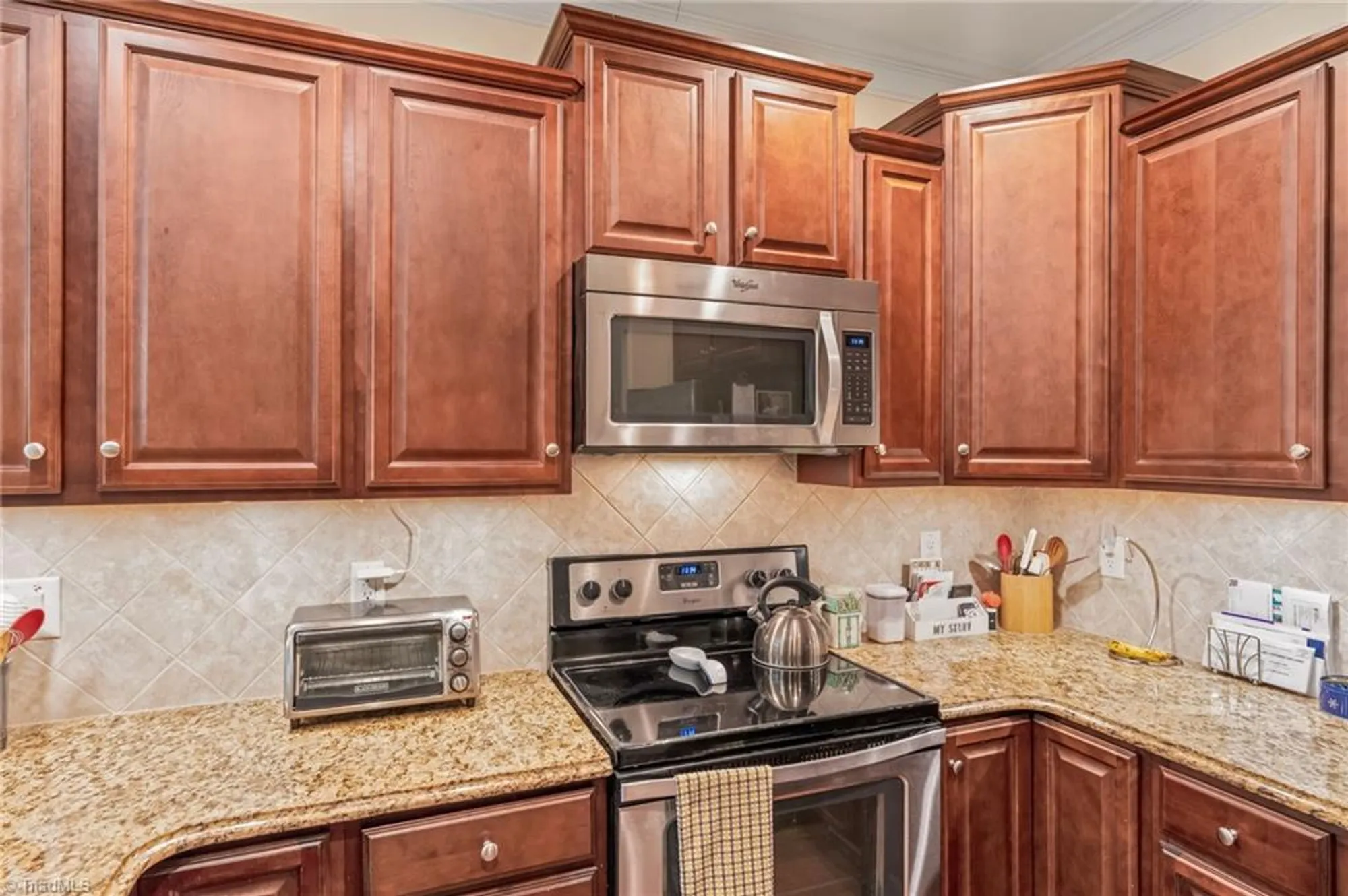 Property Slideshow image 9 of 39 | 502 queensbury dr, Winston Salem, NC, 27127