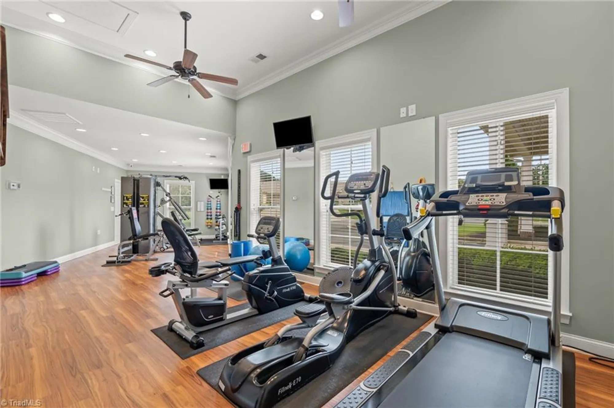 Property Slideshow image 38 of 39 | 502 queensbury dr, Winston Salem, NC, 27127