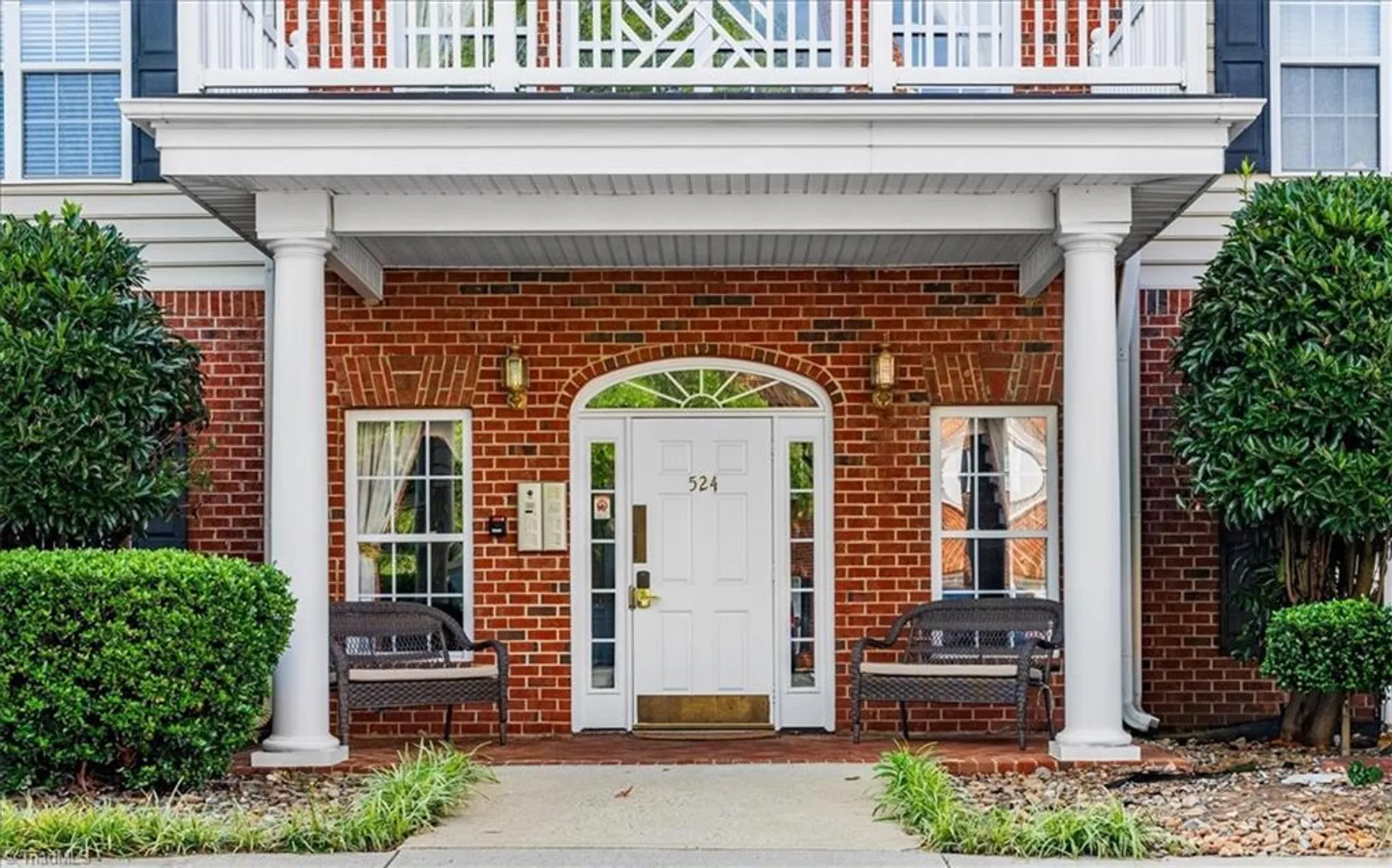 Property Slideshow image 2 of 39 | 524 college rd apt 306, Greensboro, NC, 27410