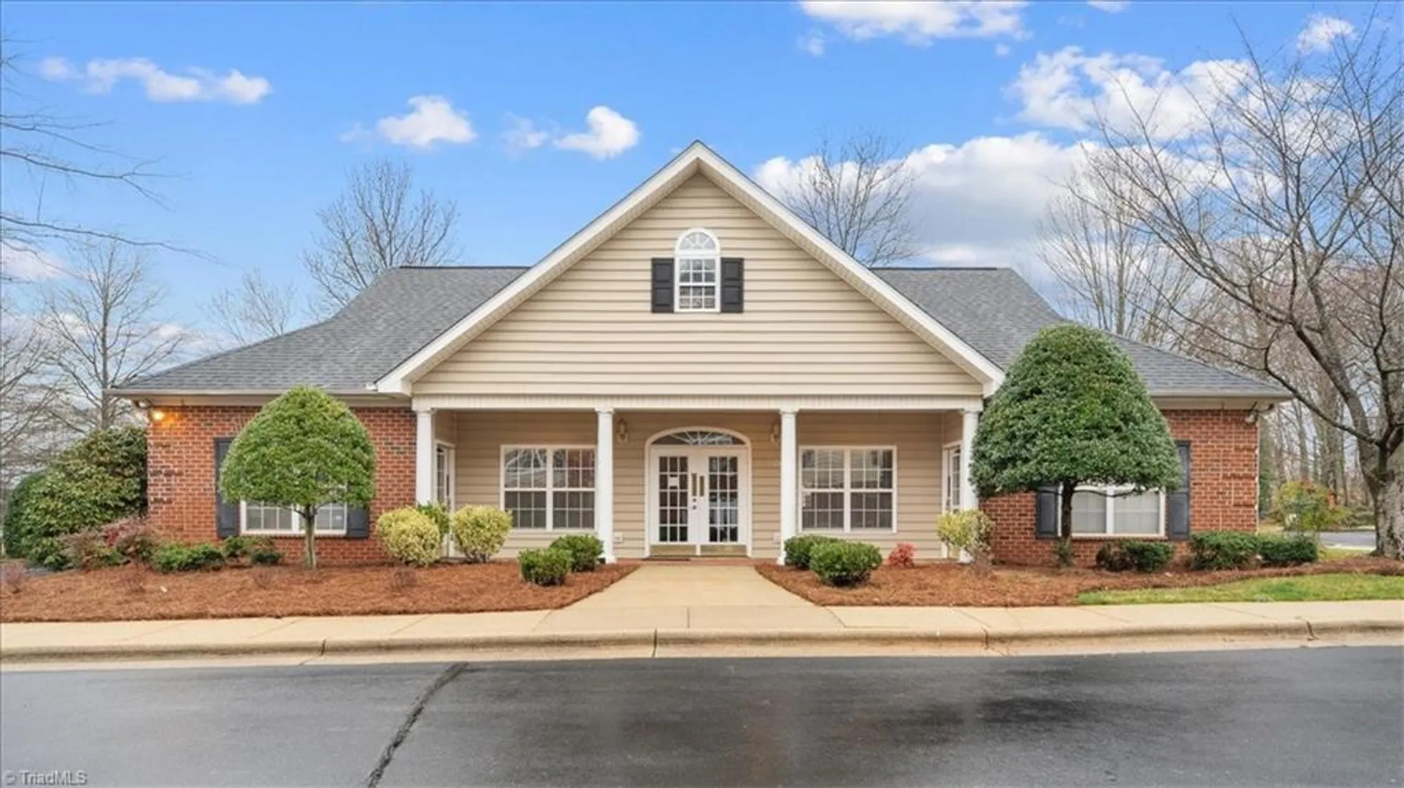 Property Slideshow image 36 of 39 | 524 college rd apt 306, Greensboro, NC, 27410