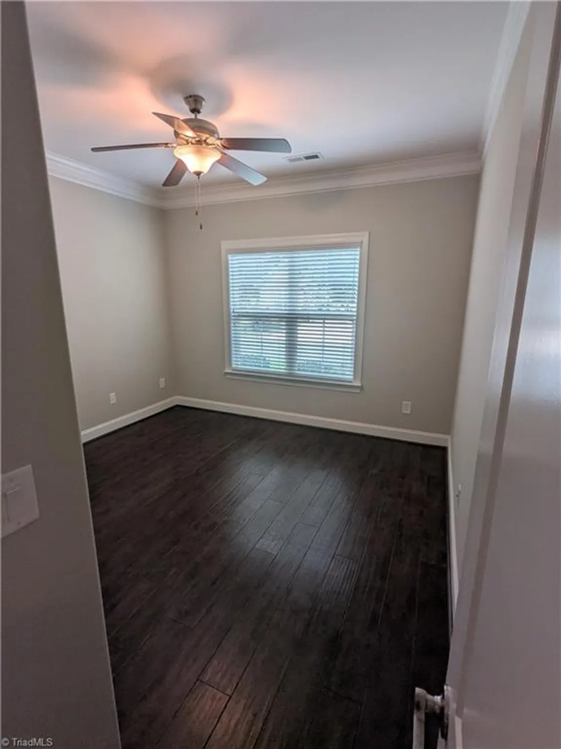 Property Slideshow image 21 of 36 | 405 zurich ct, Winston Salem, NC, 27127