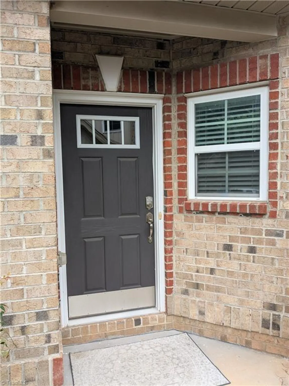 Property Slideshow image 5 of 36 | 405 zurich ct, Winston Salem, NC, 27127